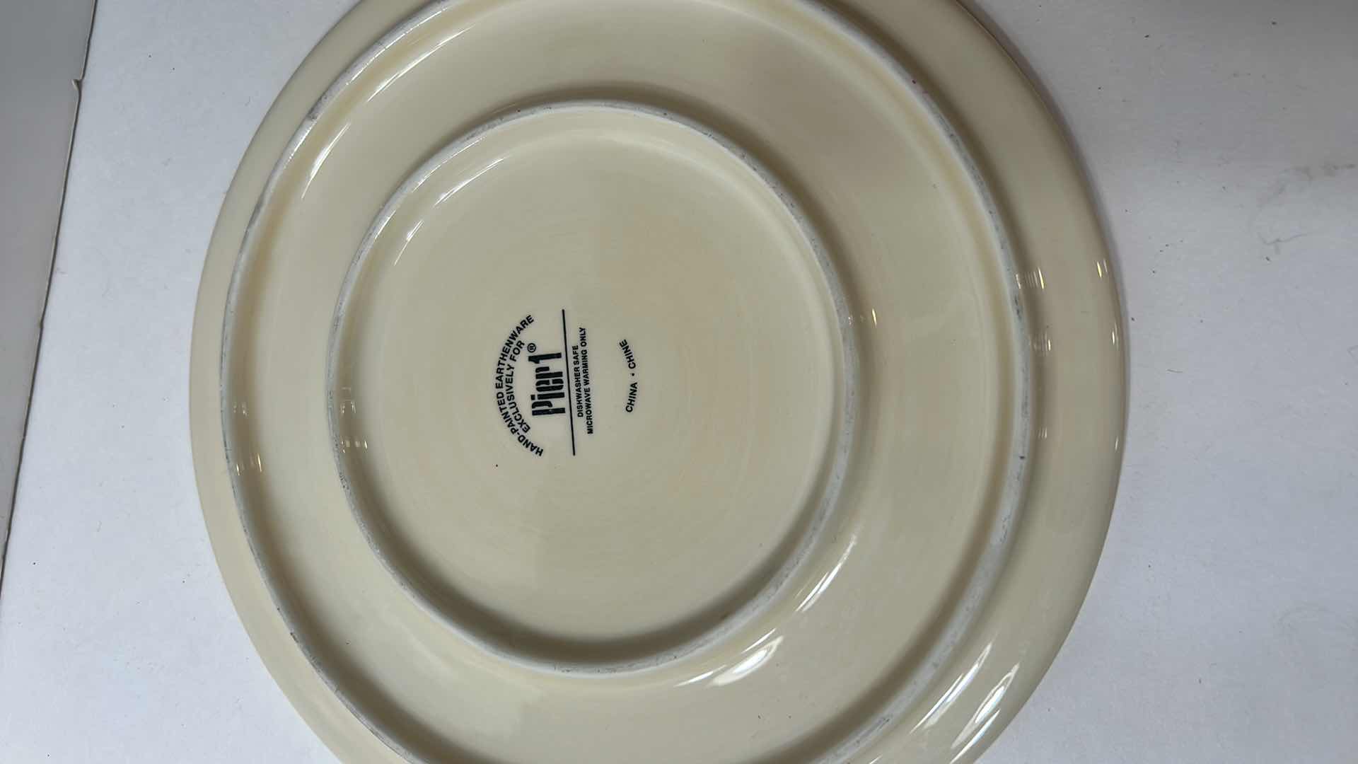 Photo 1 of 4 PC HOME DECOR (BASKET 11” x 12”)