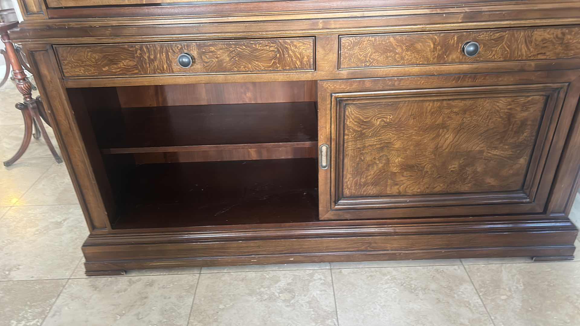 Photo 1 of ETHAN ALLEN TOWNHOUSE CHINA HUTCH  
68“ x 19 1/2“ x 87”