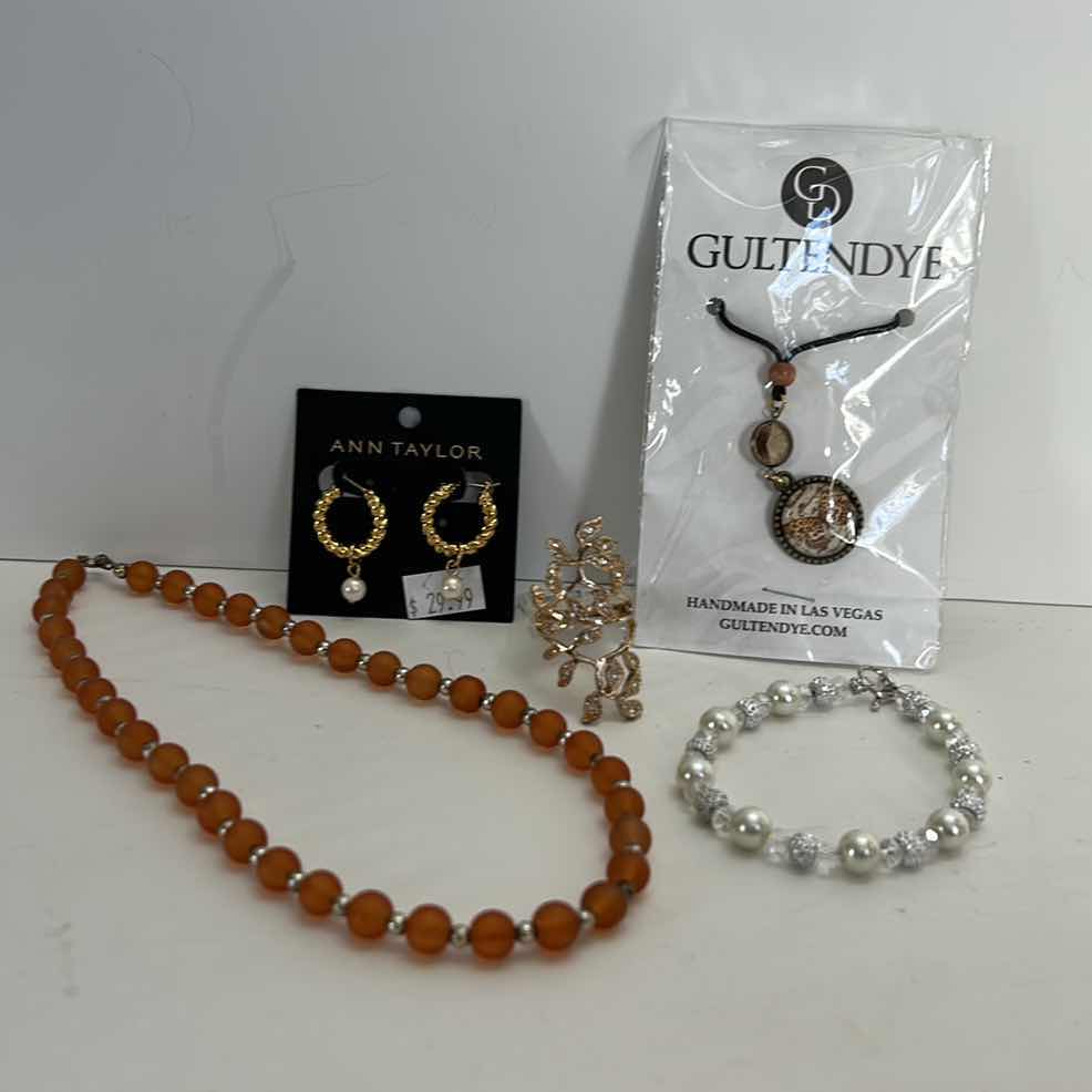 Photo 1 of COSTUME JEWELRY ASSORTMENT