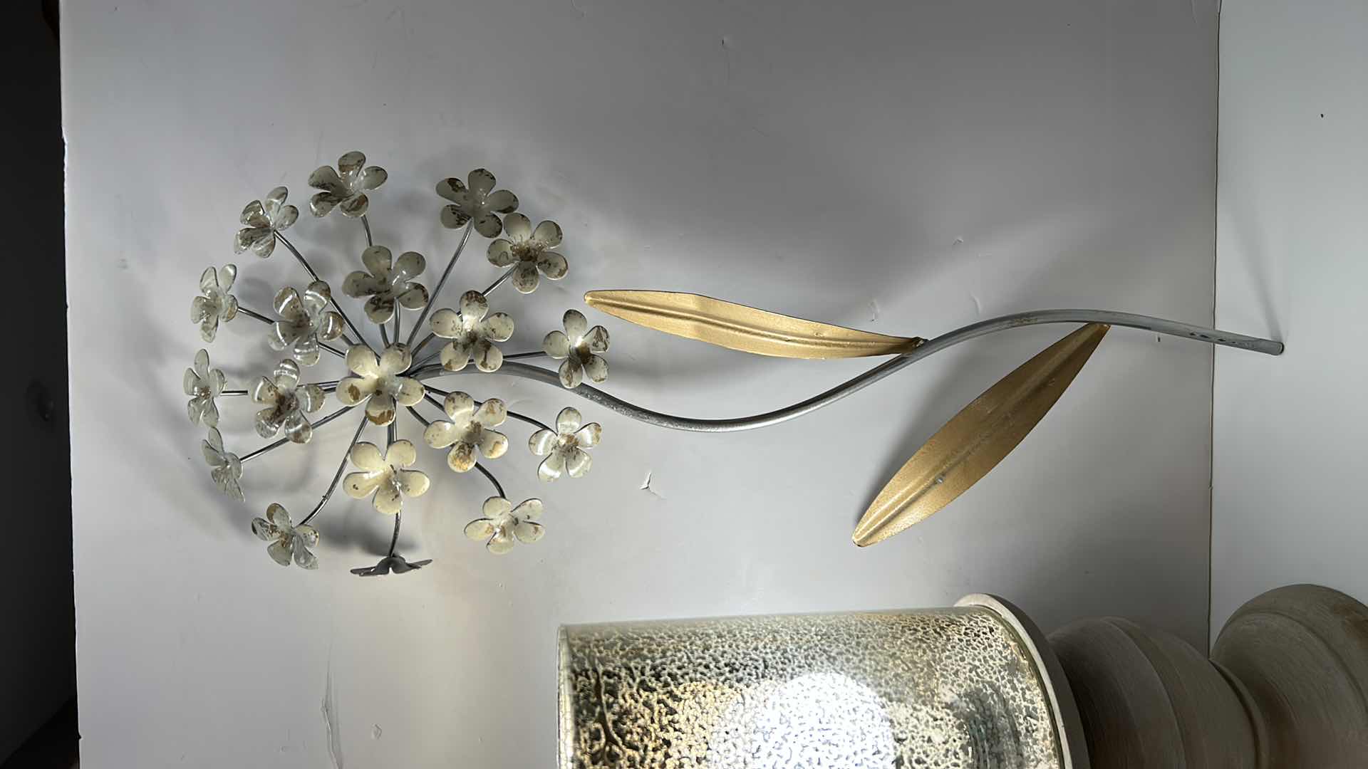 Photo 1 of 3PC HOME DECOR METAL FLORAL H 21”