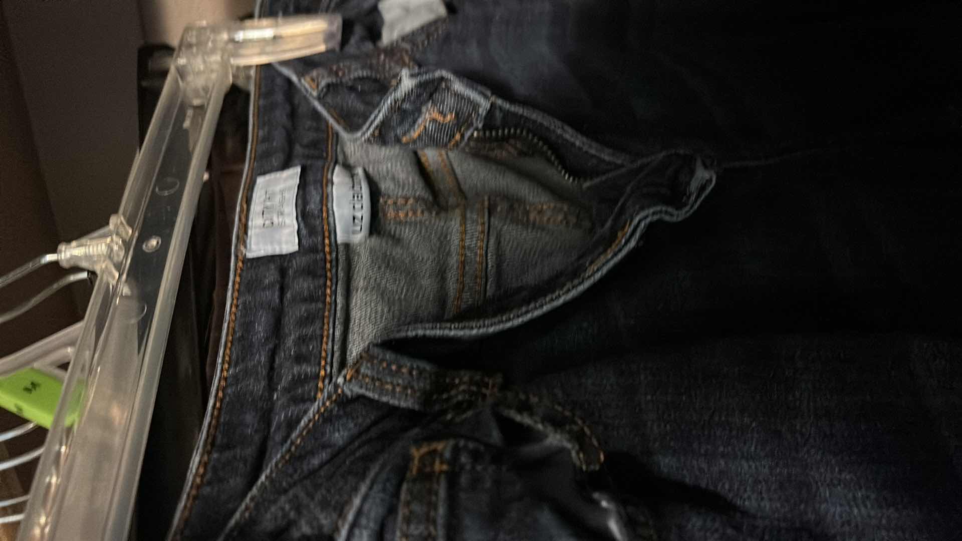 View 10 of 23 PAIRS WOMENS PANTS MOSTLY SIZE 6 and 8