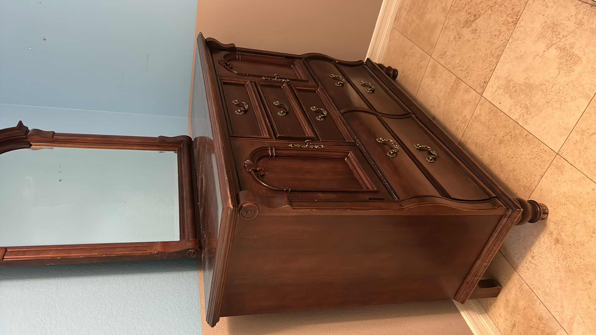 Photo 1 of STANLEY FURNITURE CHEST OF DRAWERS WITH MIRROR 58“ x 19“ x 46”, MIRROR H40”