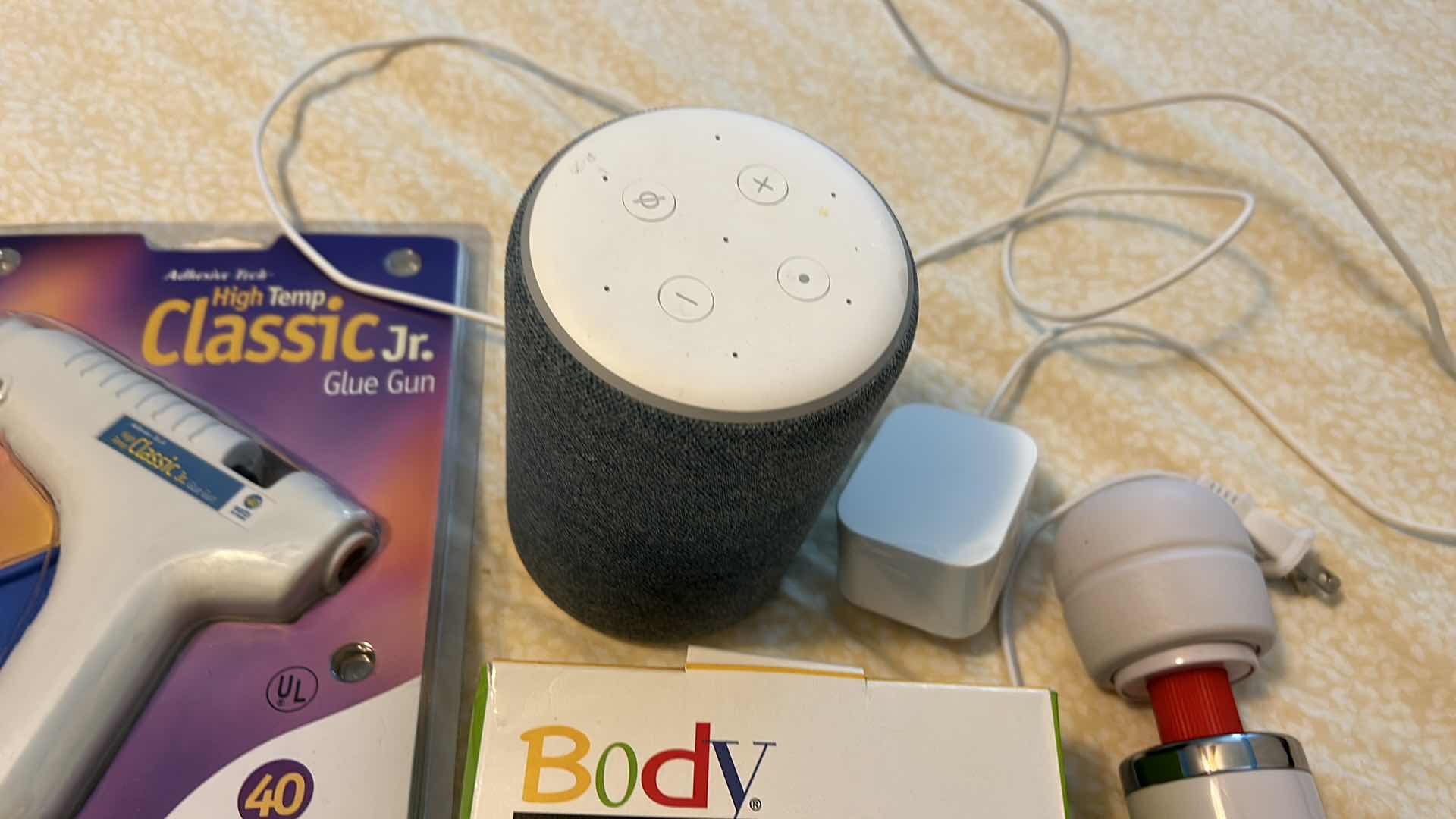 Photo 1 of MISC HOUSEHOLD ITEMS