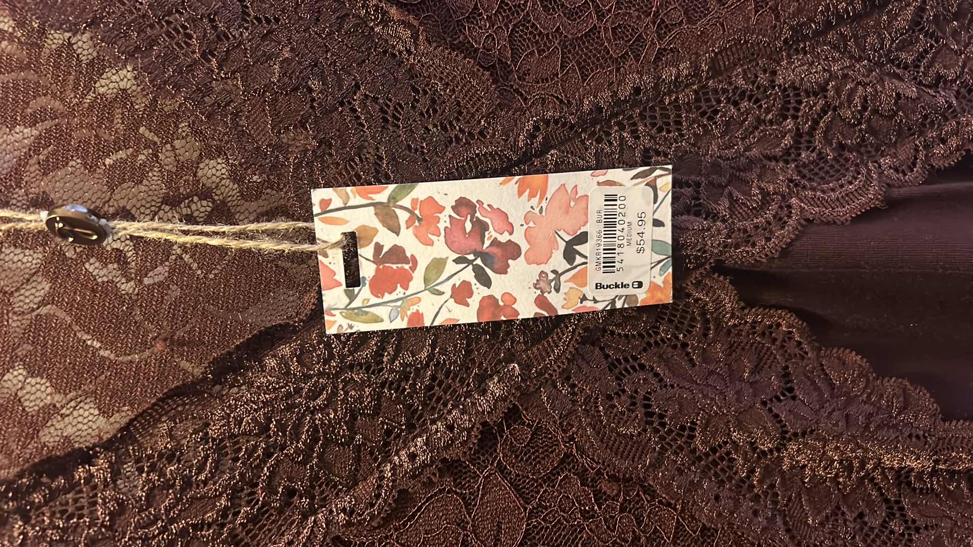 Photo 5 of 2 NWT WOMENS TOPS BUCKLE $28.95 & GIMMICKS $54.95 M-L