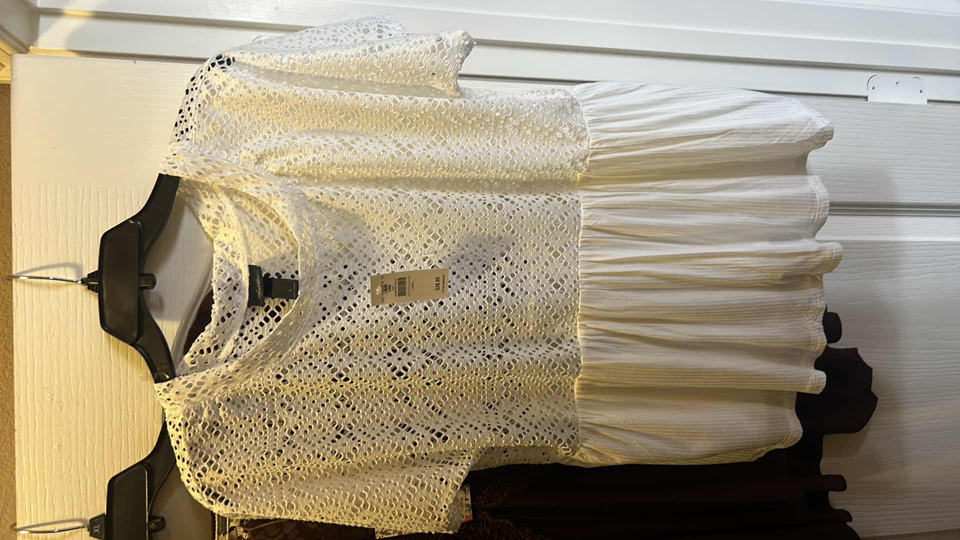 Photo 2 of 2 NWT WOMENS TOPS BUCKLE $28.95 & GIMMICKS $54.95 M-L