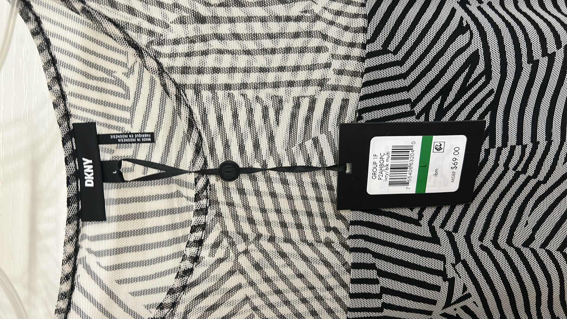 Photo 1 of NWT DKNY WOMENS TOP $69 SIZE L