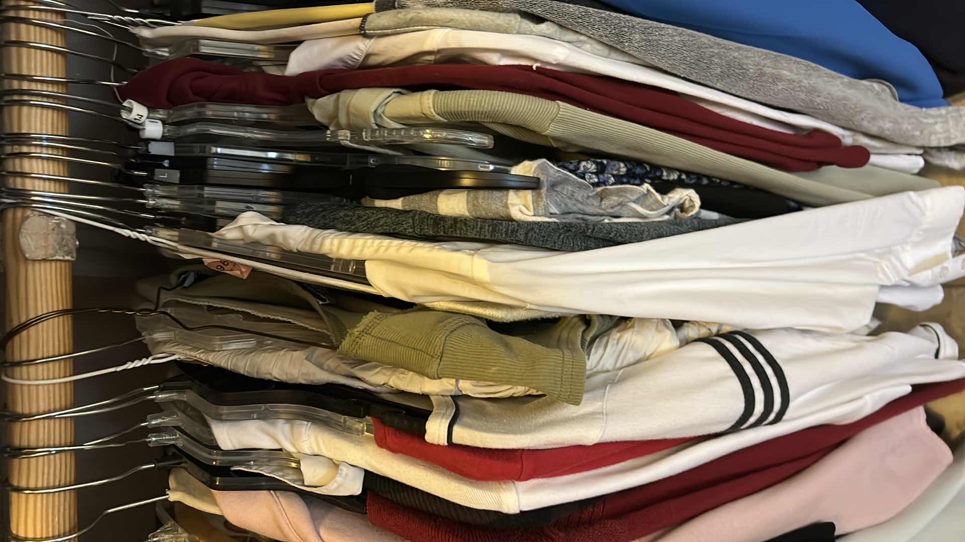 Photo 1 of RACK OF WOMENSWEAR/ TOPS MOSTLY SIZE MED