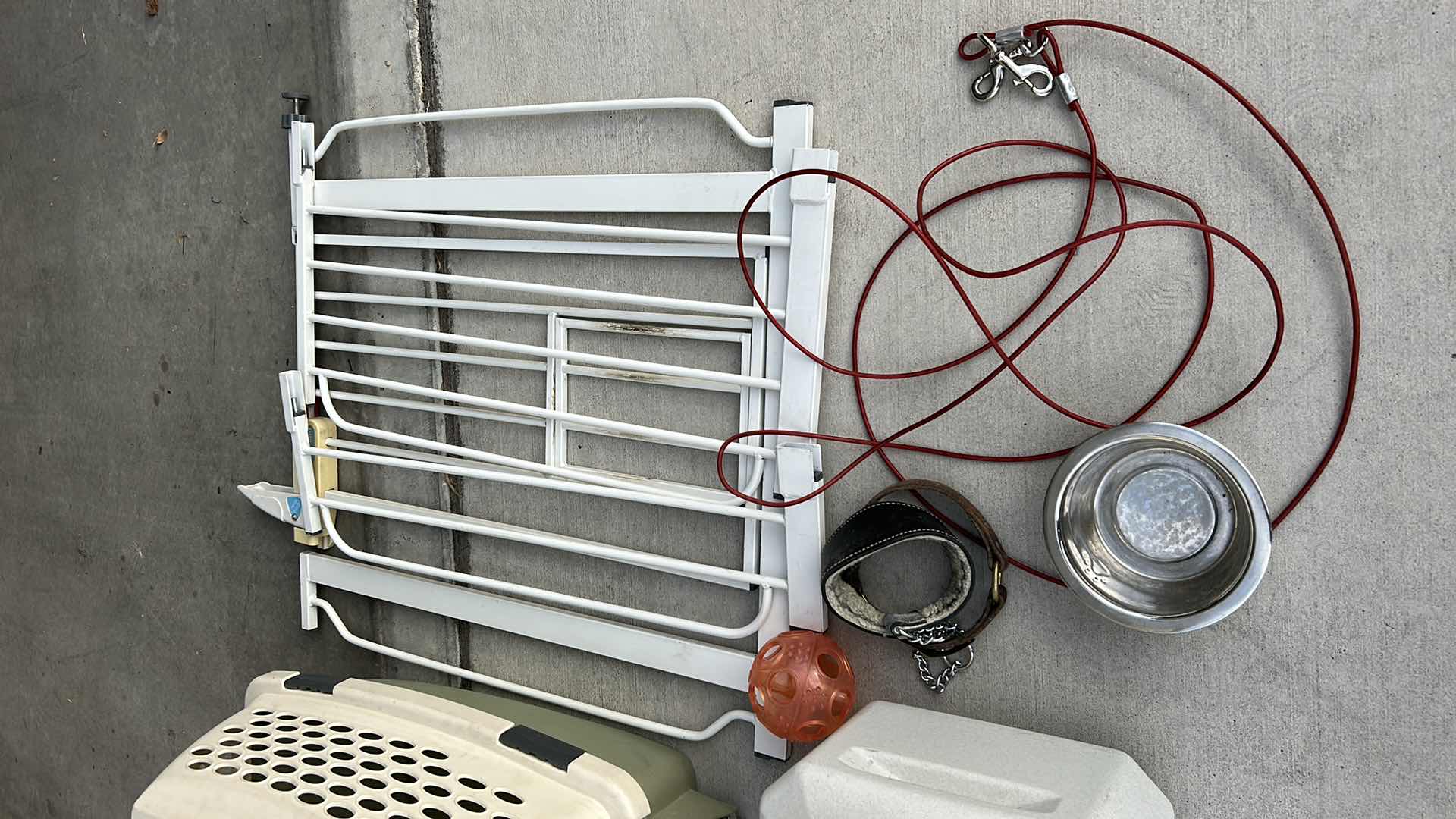 Photo 1 of DOG SUPPLIES