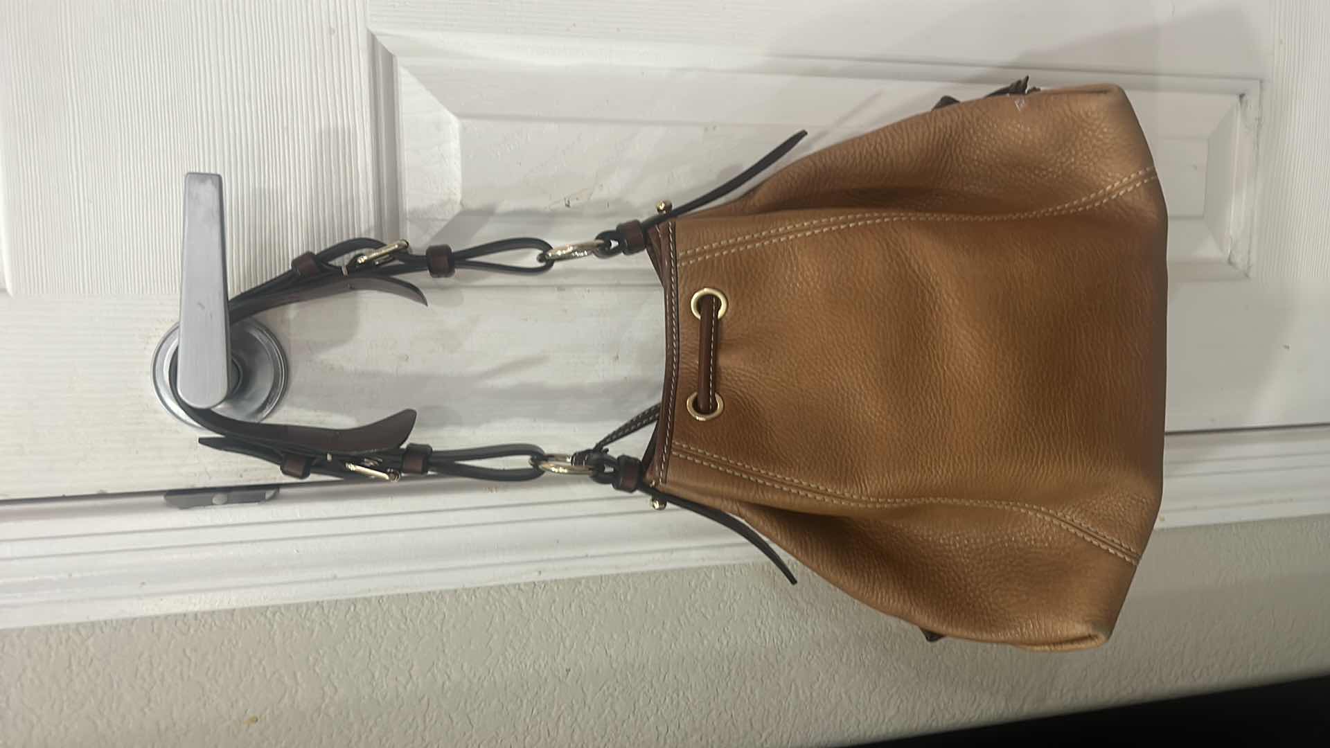 Photo 4 of LEATHER DOONEY & BOURKE DRAWSTRING BUCKET HANDBAG