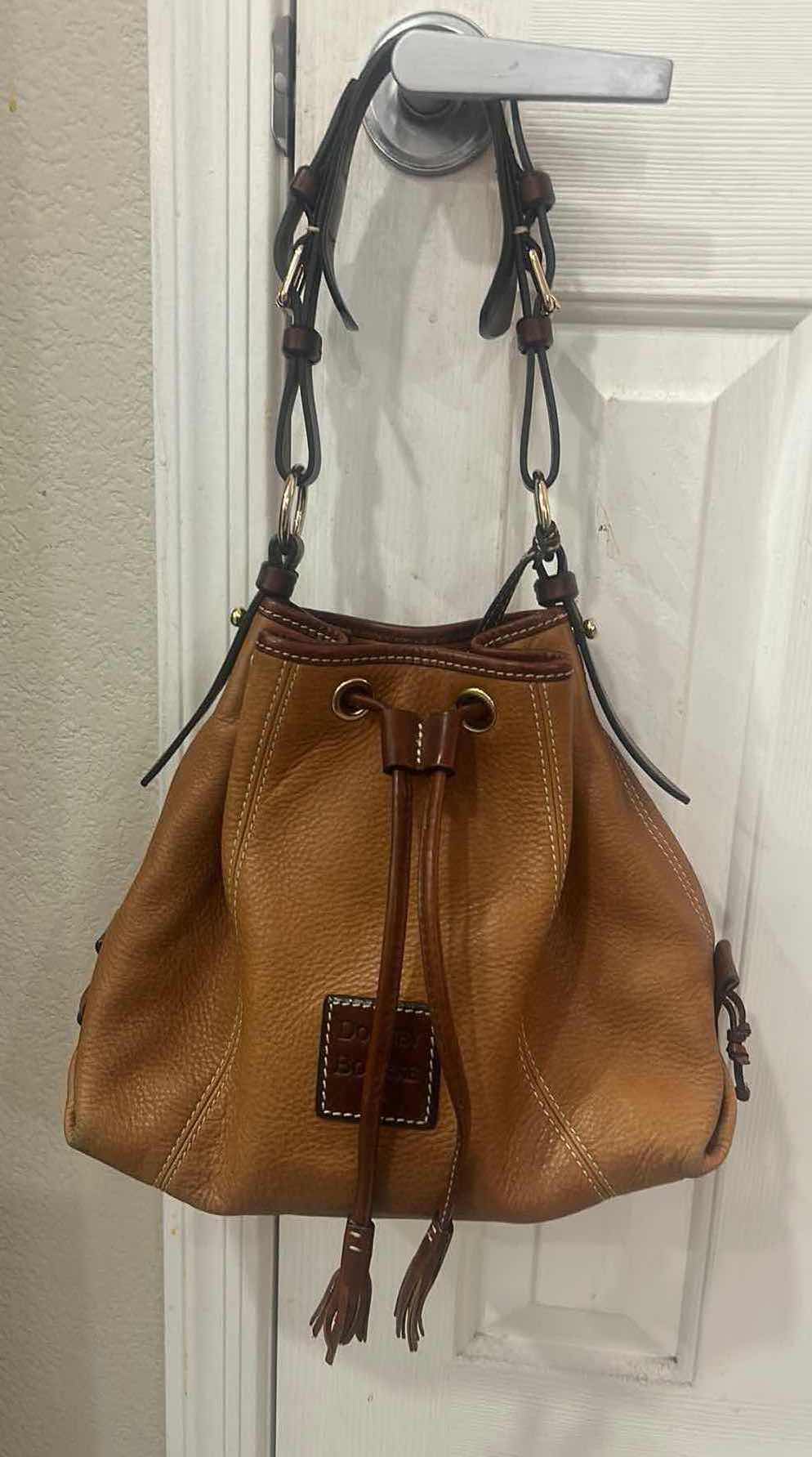 Photo 11 of LEATHER DOONEY & BOURKE DRAWSTRING BUCKET HANDBAG