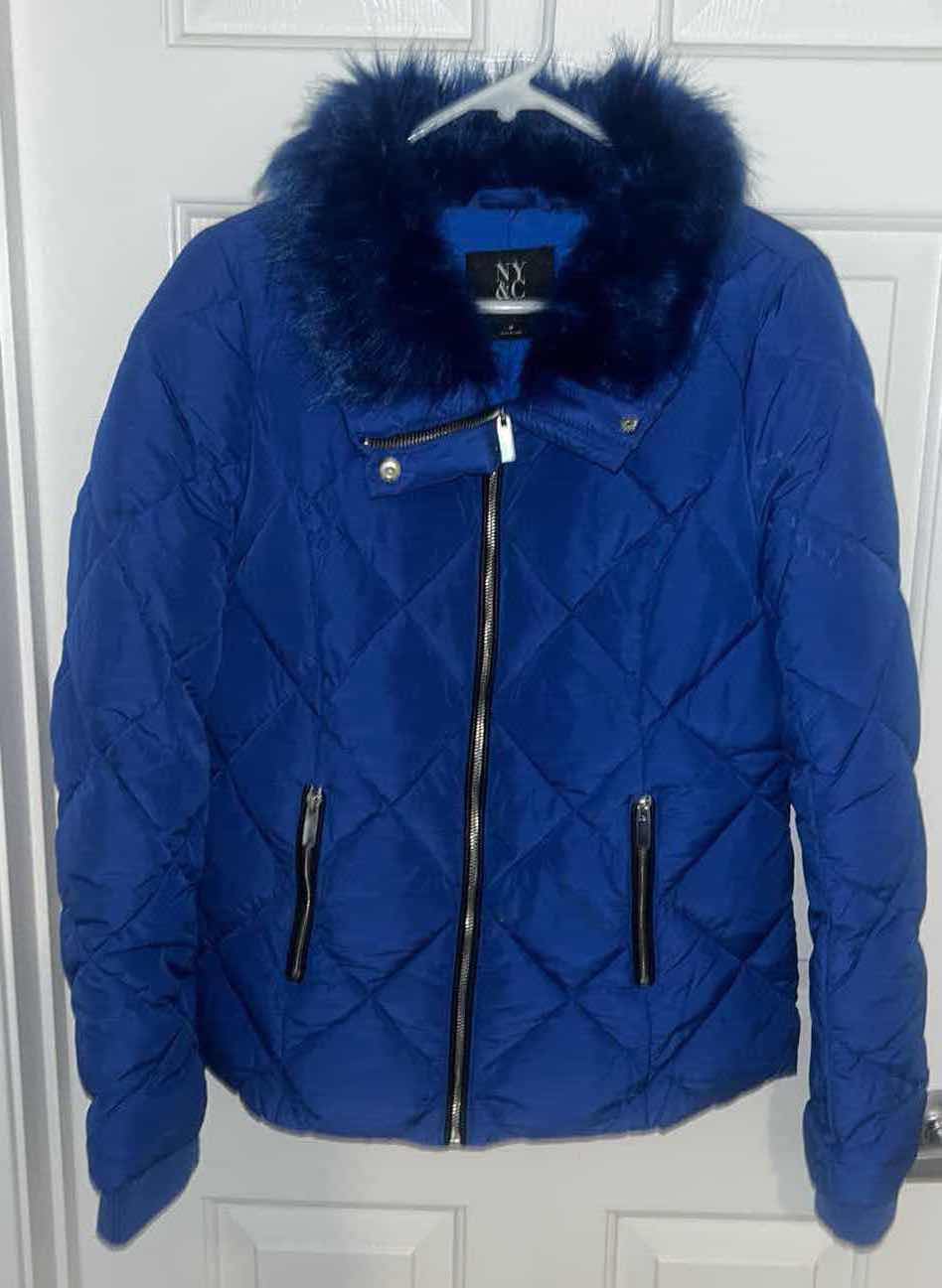Photo 1 of WOMENS BLUE NY&C ZIP UP JACKET SIZE MED