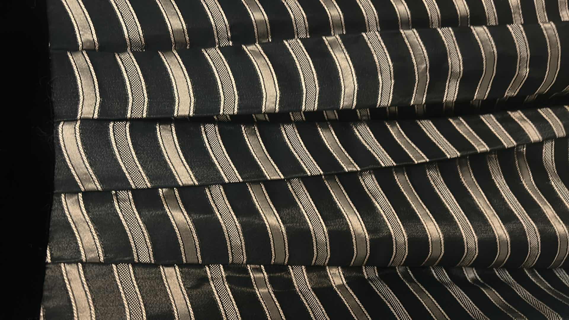 Photo 1 of WOMENS FORMAL FLOOR LENGTH EVER BEAUTY EVENING GOWN, BLACK VELVET TOP WITH PLEATED BLACK AND GOLD SKIRT SIZE 8