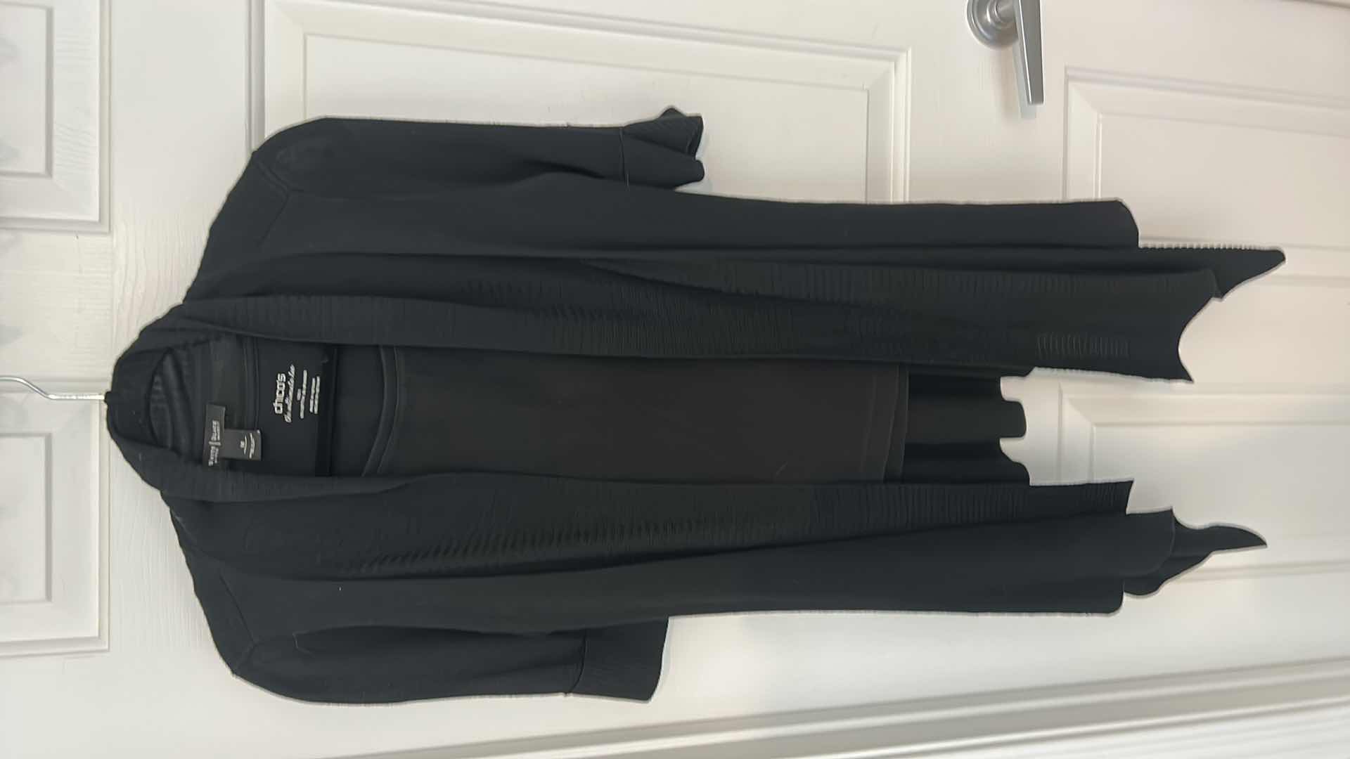 Photo 1 of WOMENSWEAR- CHICOS & WHITE HOUSE BLACK MARKET LONG FLOWING OPEN SWEATER CARDIGAN SIZE MED AND THE ULTIMATE TEE SIZE 1
