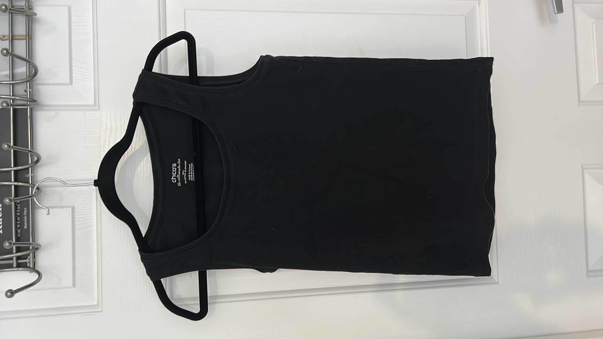 Photo 1 of WOMENSWEAR- CHICOS & WHITE HOUSE BLACK MARKET LONG FLOWING OPEN SWEATER CARDIGAN SIZE MED AND THE ULTIMATE TEE SIZE 1