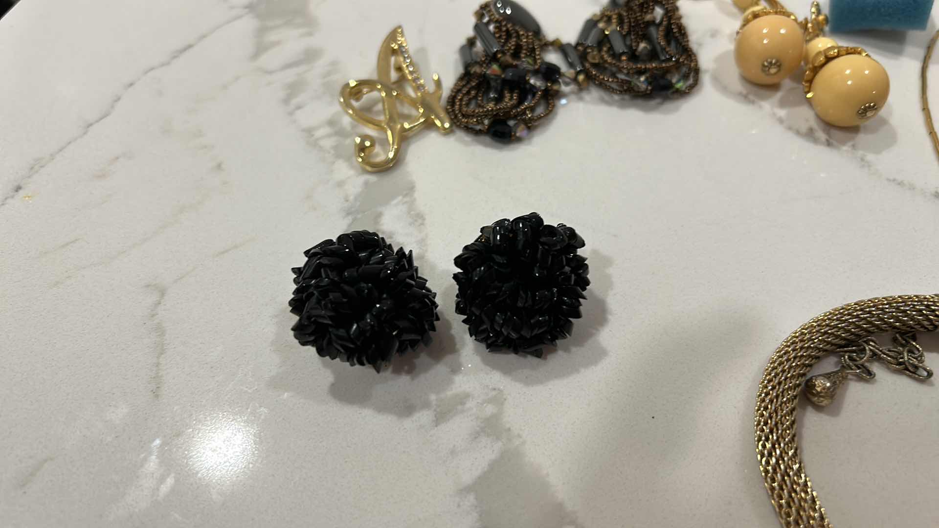 Photo 4 of MISC COSTUME JEWELRY ASSORTMENT AND MENS BULOVA WATCH (NEEDS BATTERY)