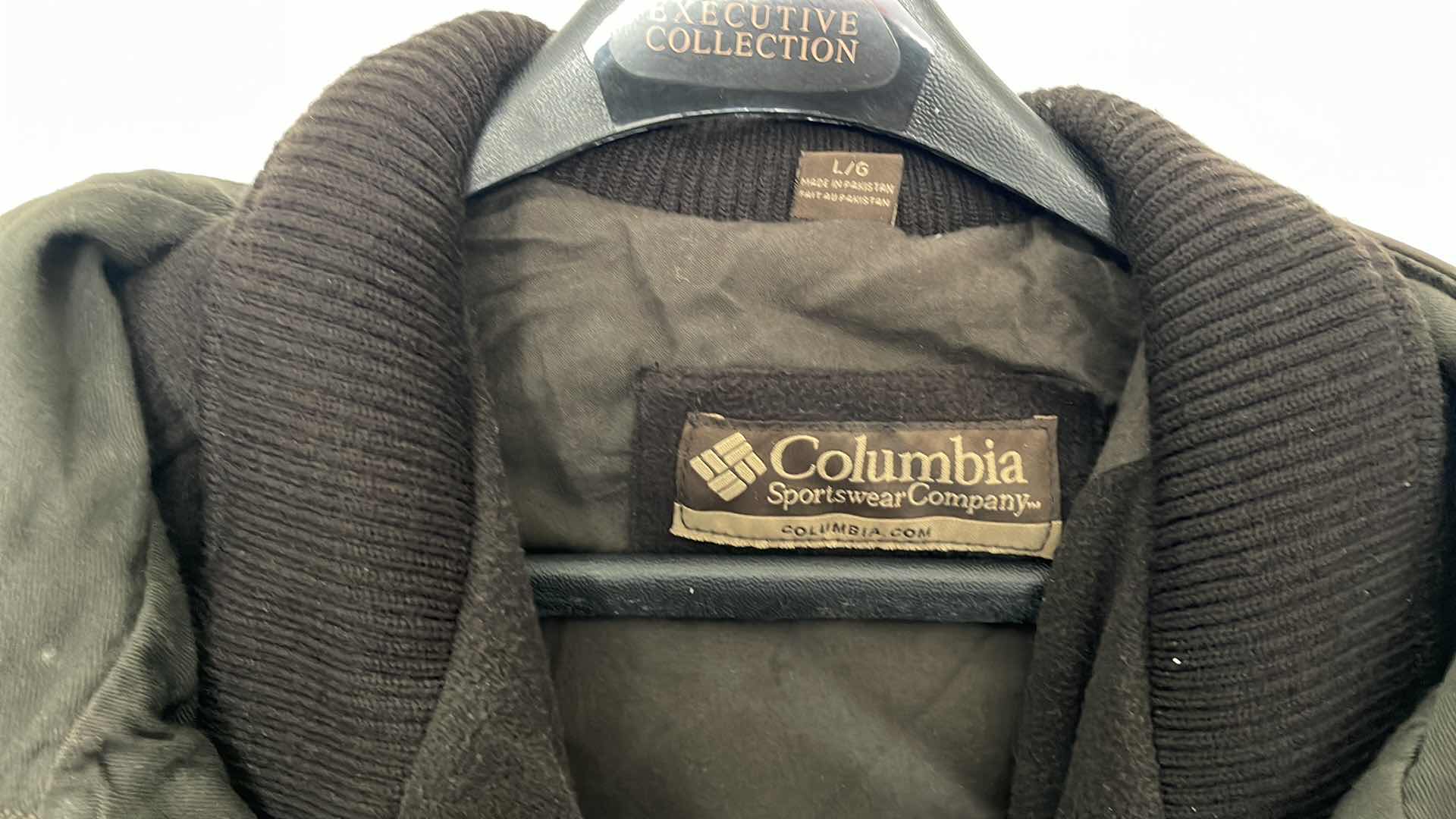 Photo 1 of COLUMBIA SPORTSWEAR COMPANY MENS BROWN LEATHER JACKET WITH REMOVABLE VEST SIZE L/G