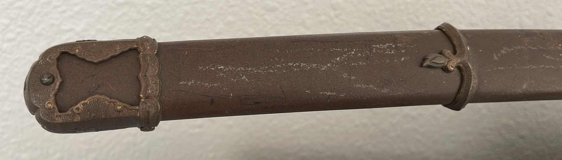 Photo 1 of AUTHENTIC OFFICER JAPANESE IMPERIAL ARMY SWORD 40.5” CLASSIFIED AS KATANA INCLUDED APPRAISAL INFO WITH FRAMED PICTURE AND CLEANING KIT