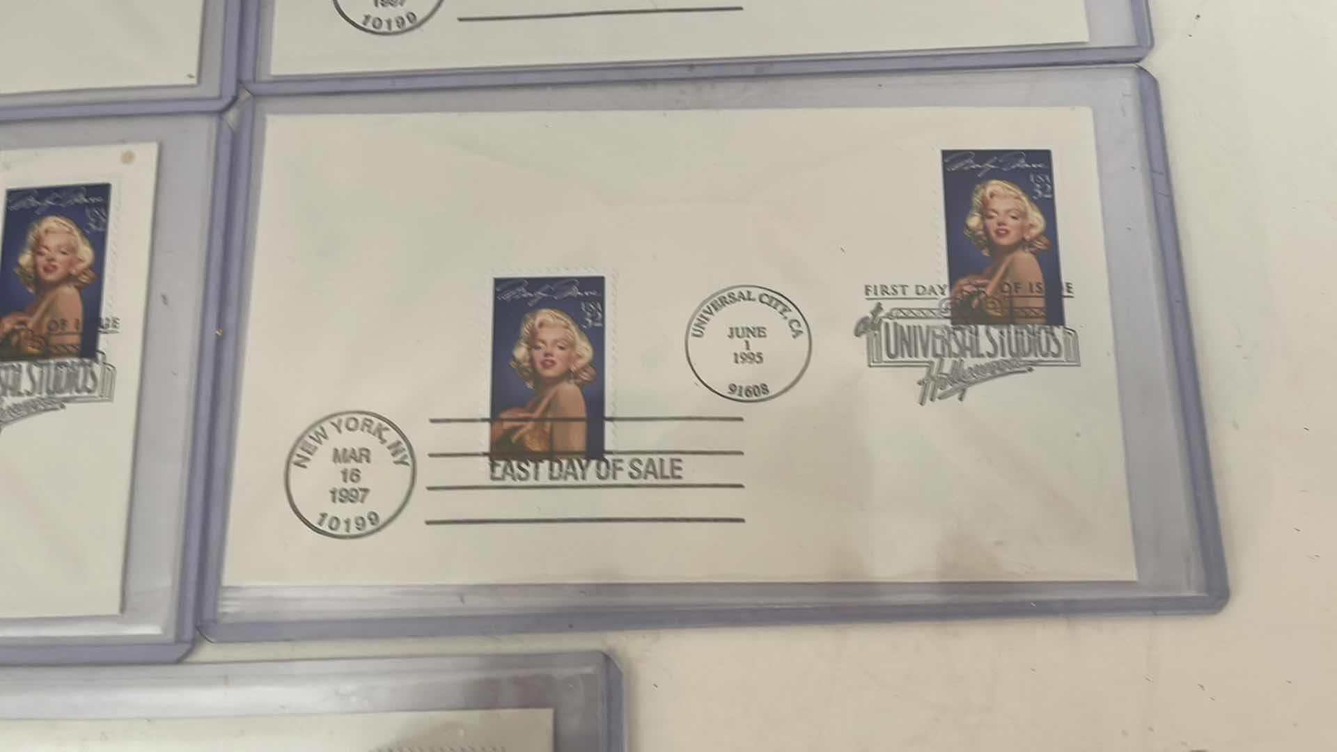 Photo 1 of MARILYNN MONROE COMMEMORATIVE FIRST DAY ISSUE STAMP & ENVELOPE (5)