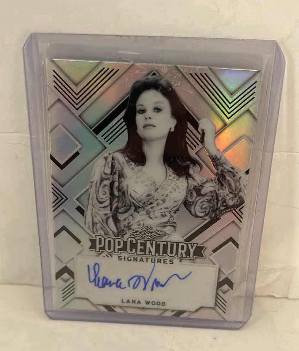 Photo 1 of LANA WOOD SIGNED AUTO TRADING CARD 5 of 35