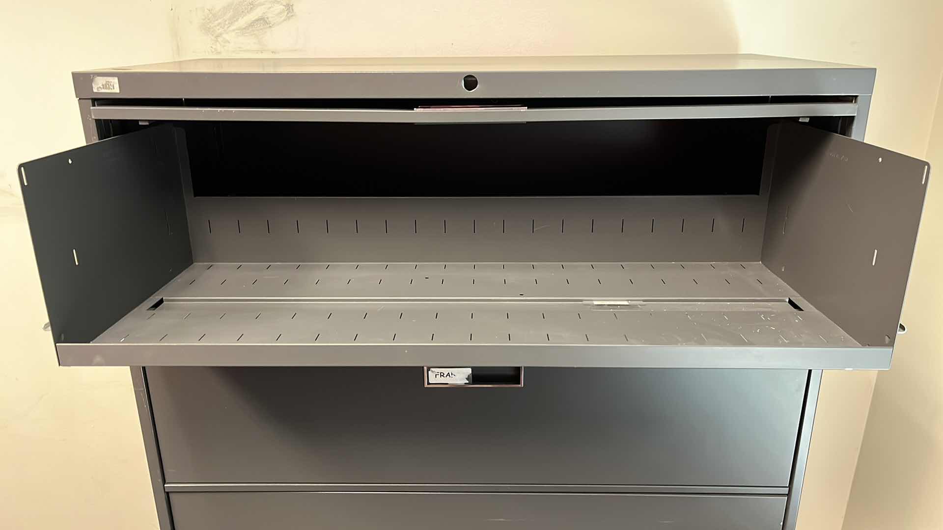 Photo 4 of STEELCASE BROADSIDES 5 DRAWER GRAY METAL LATERAL FILE CABINET 42” X 18” H64.5”