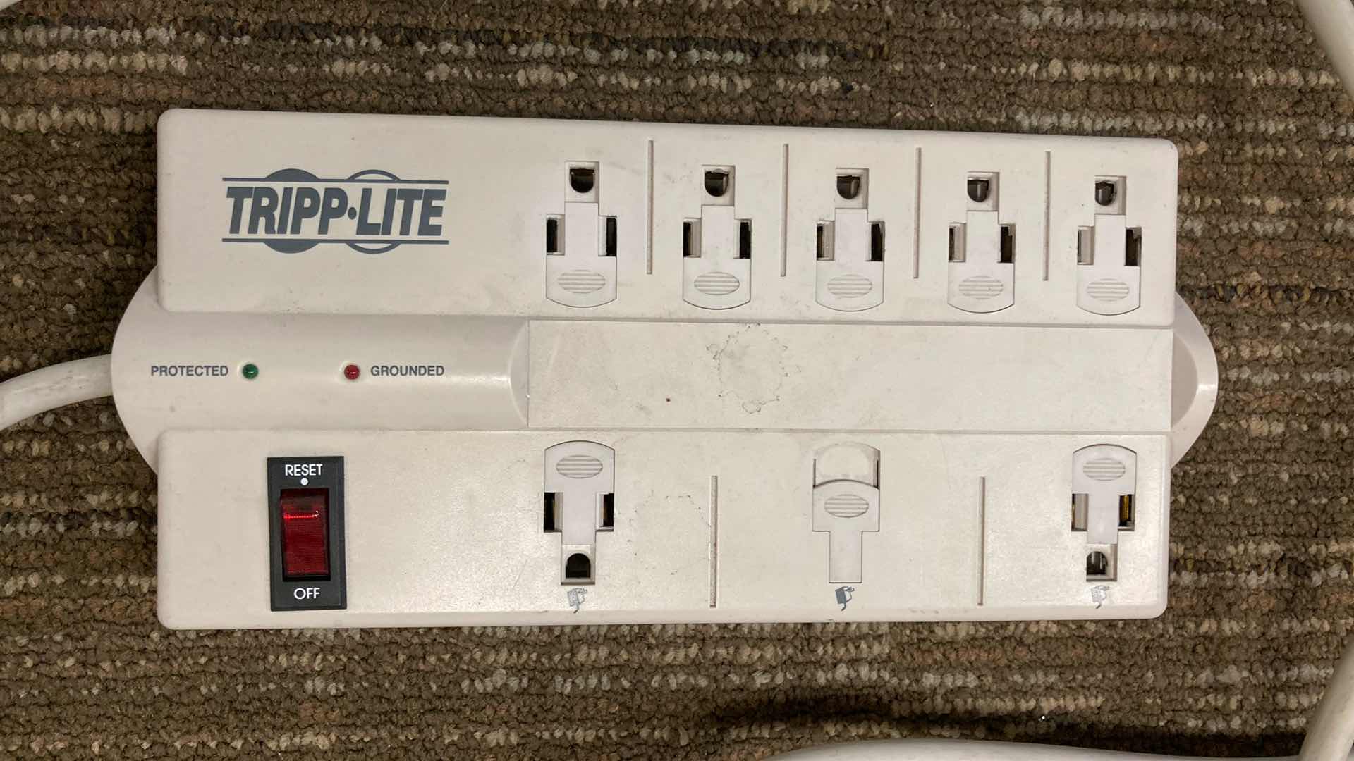 Photo 1 of TRIPP LITE POWER CORD