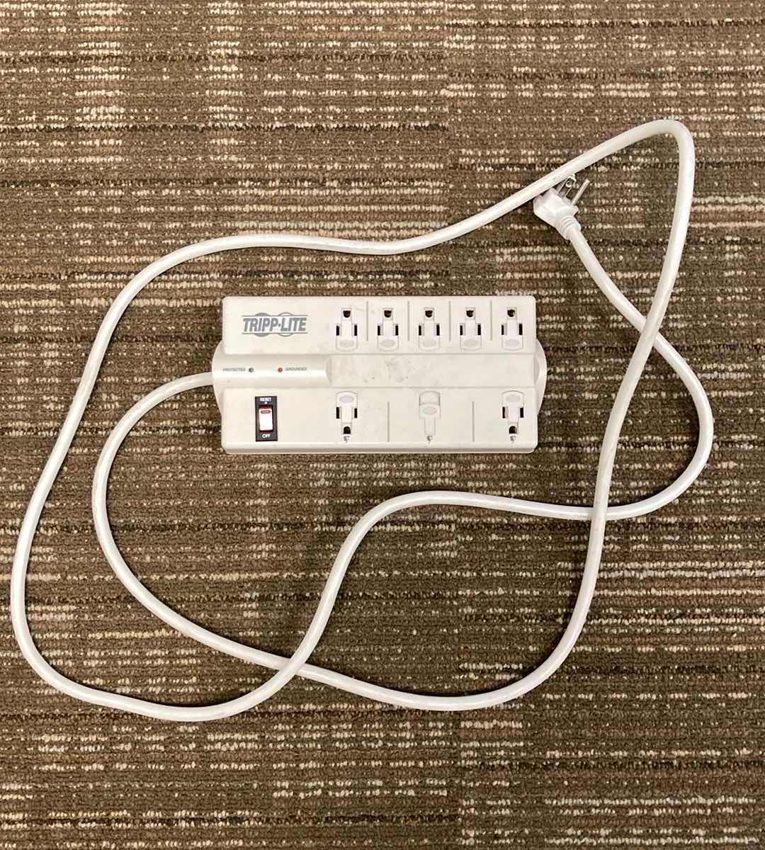 Photo 1 of TRIPP LITE POWER CORD