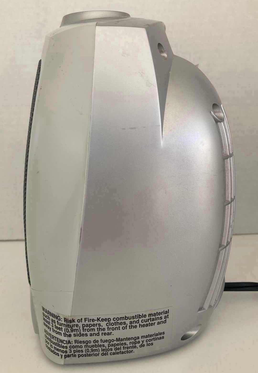 Photo 1 of LASKO MINI CERAMIC AIR HEATER MODEL 5400