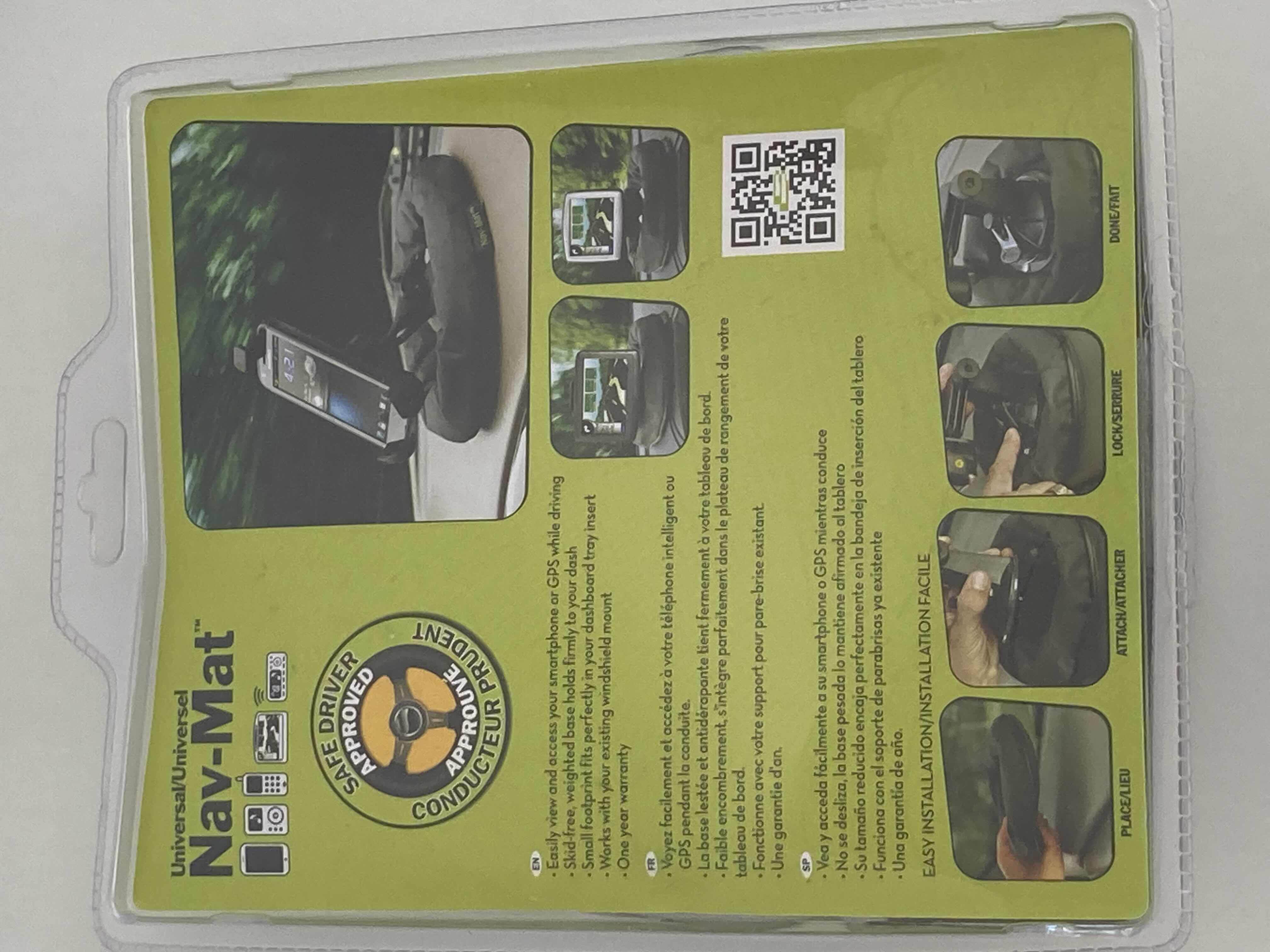 Photo 1 of BRACKETRON UNIVERSAL CAR WINDSHIELD NAV-MAT