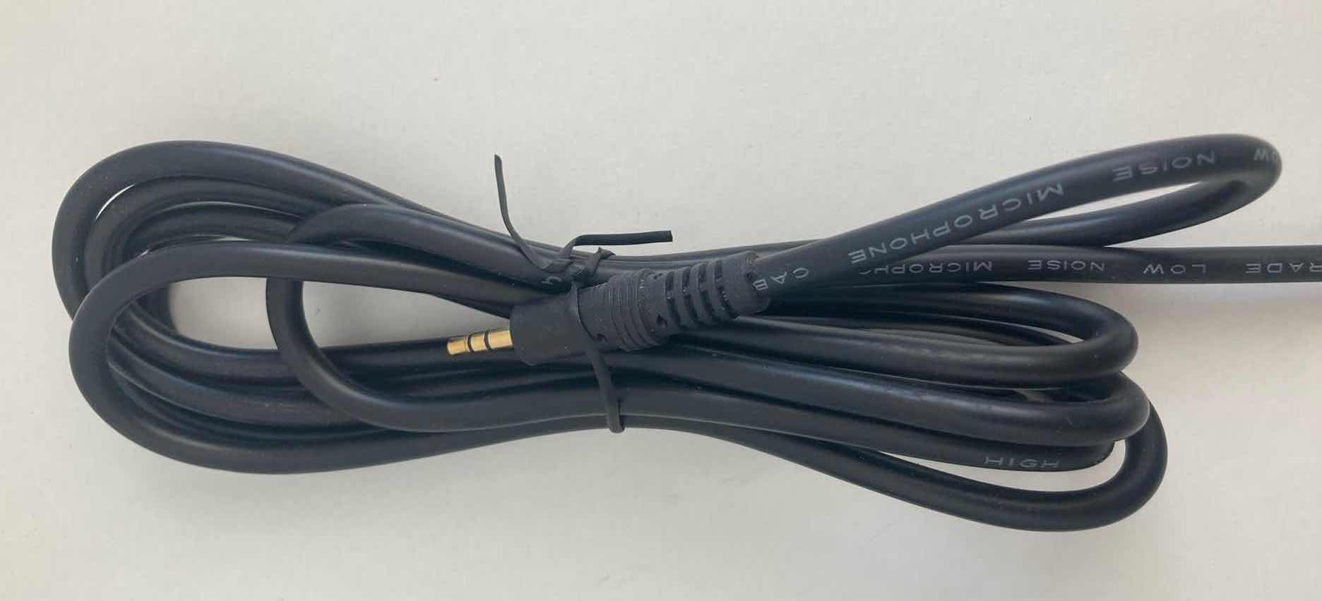 Photo 1 of NEEWER NW-18K PROFESSIONAL MICROPHONE