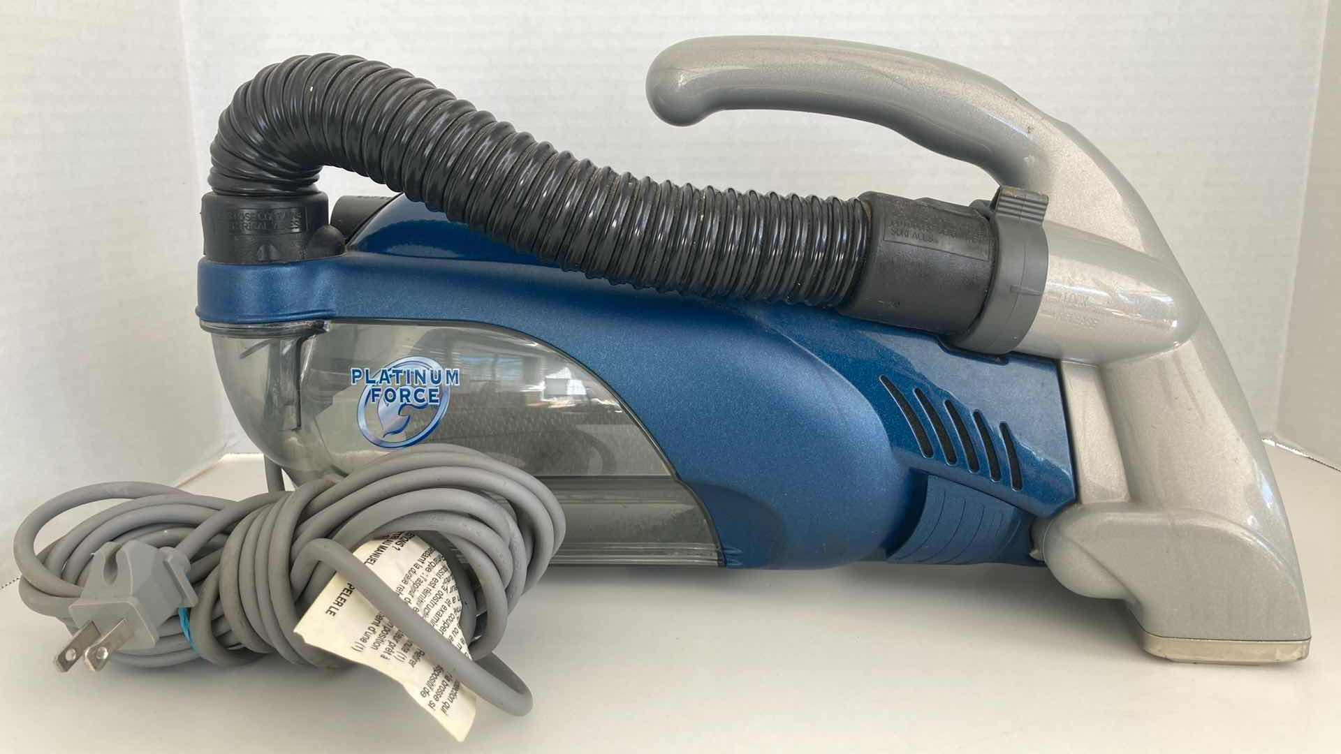 Photo 1 of DIRT DEVIL PLATINUM FORCE HAND HELD VACCUM MODEL 08240