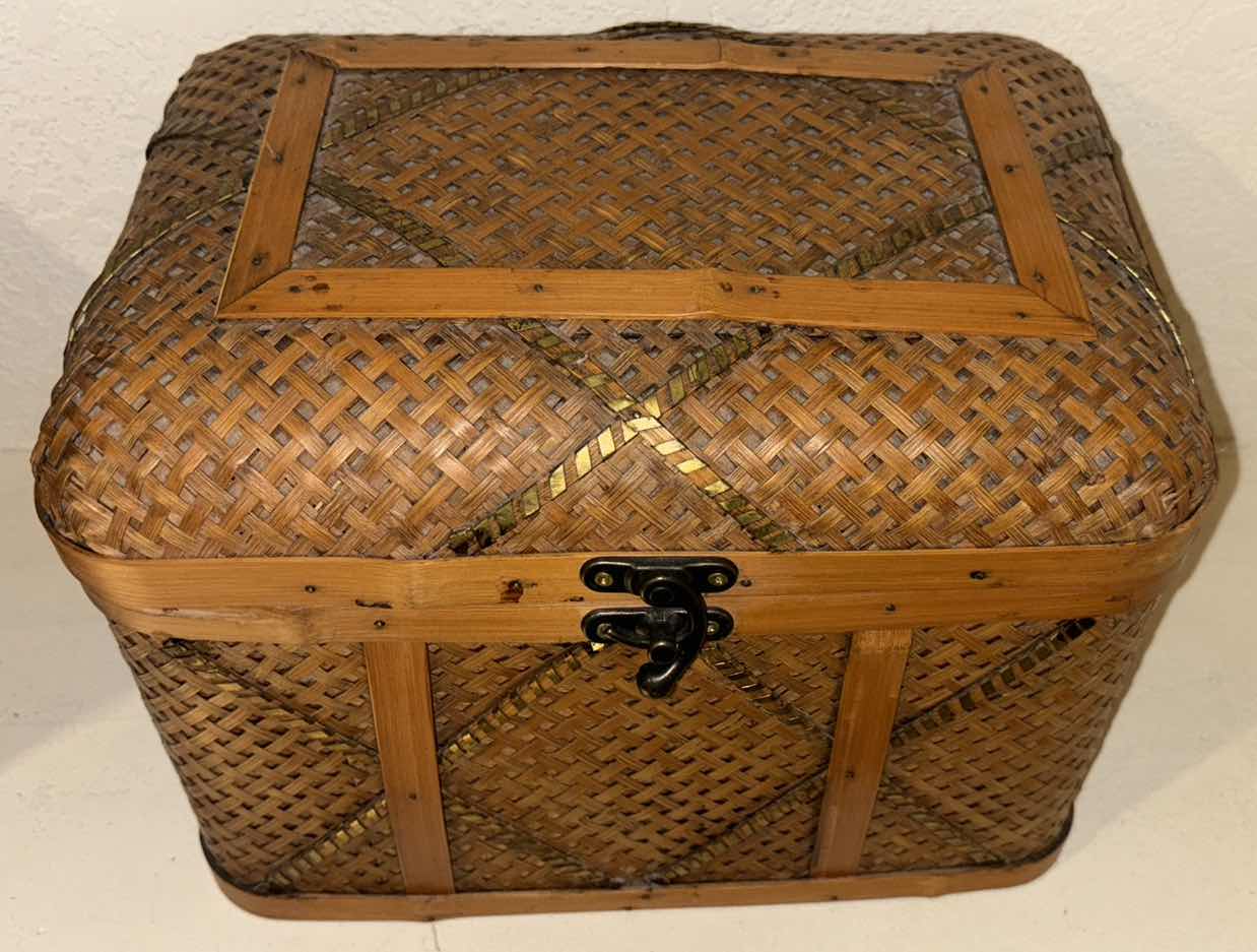 Photo 1 of VINTAGE HINGED WICKER WOVEN STORAGE CHEST TRUNK SET OF 2