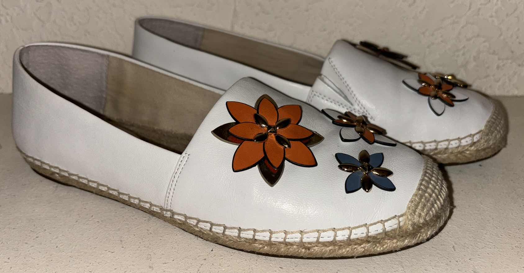 Photo 1 of MICHAELS KORS HEIDI SLIP ON SNEAKERS (WOMENS SIZE 7)