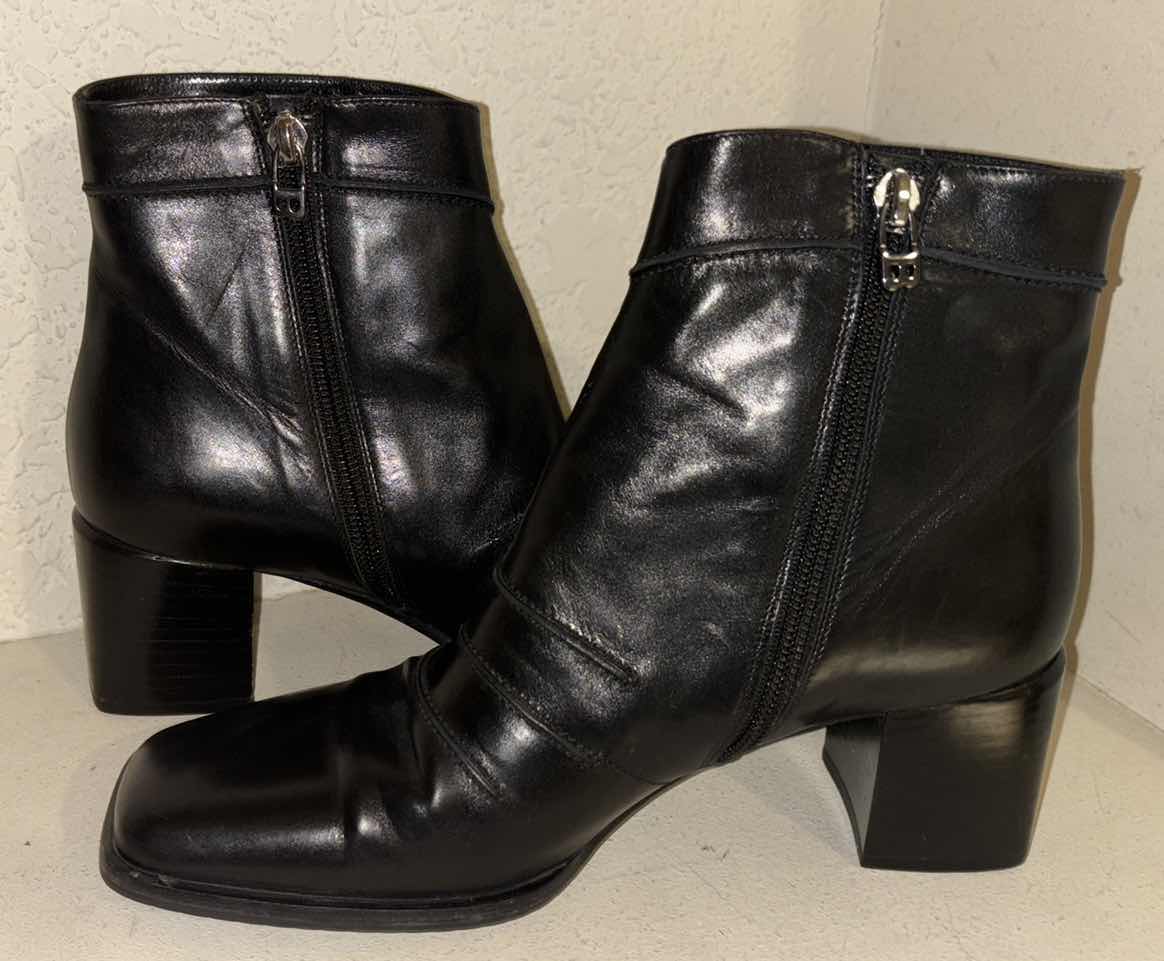 Photo 1 of BALLY SOFT BLACK LEATHER CAROLIA CHUNKY HEEL ZIP UP BOOT W SQUARE TOE (WOMENS 7.5)