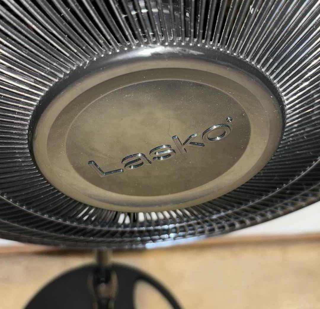 Photo 1 of LASKO 18” STAND UP OSCILLATING FAN (BLACK)