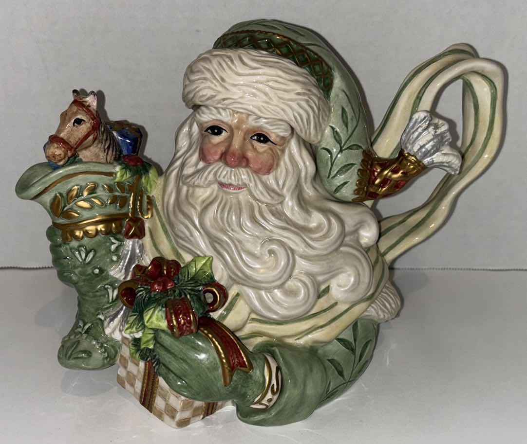 Photo 1 of FITZ & FLOYD CLASSICS HANDCRAFTED CHINA, GREGORIAN COLLECTION SANTA CLAUSE FIGURAL 5 CUP TEAPOT & LID