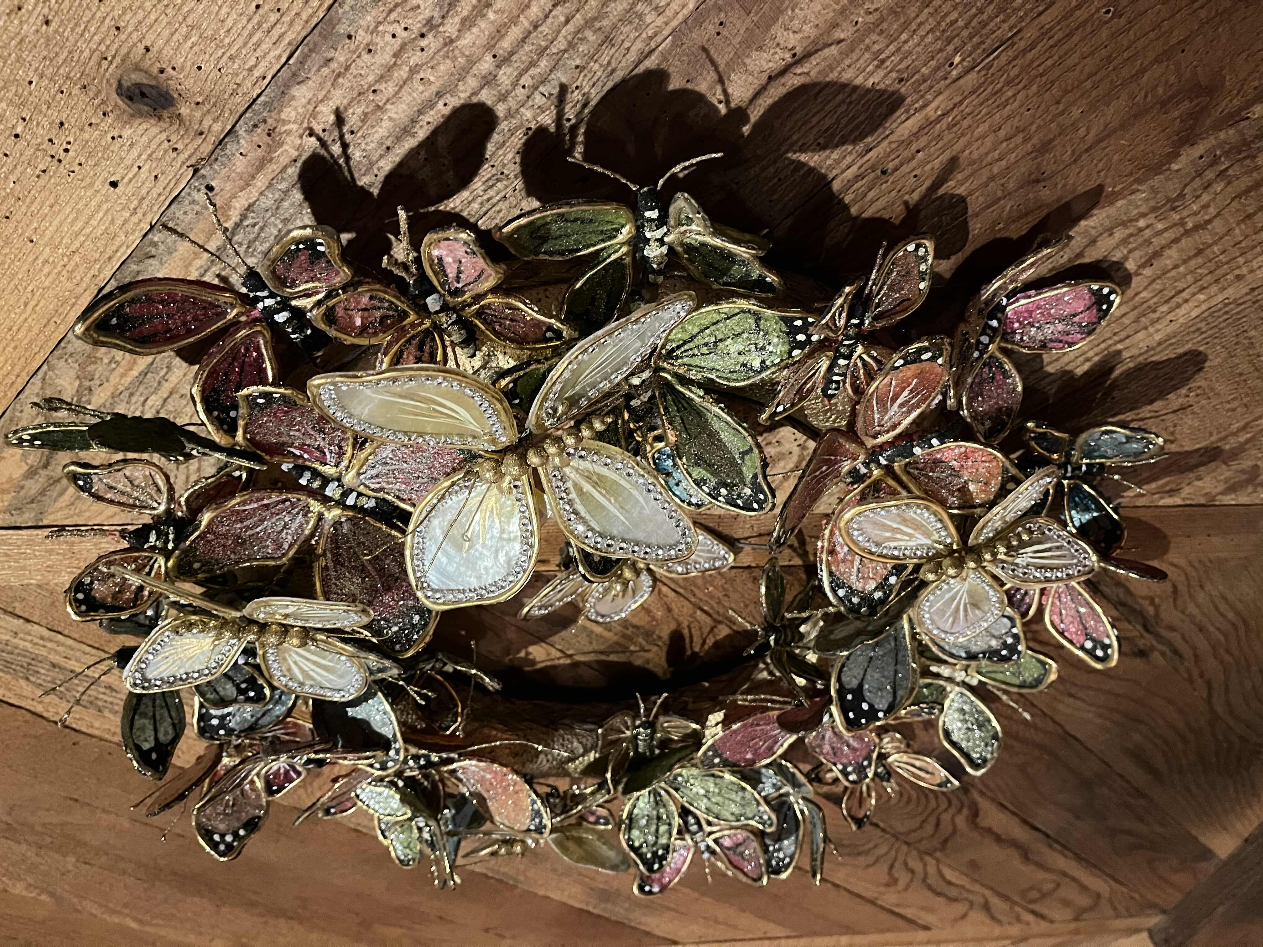 Photo 1 of BUTTERFLY BEDAZZLED RESIN REEF 21” X 21”