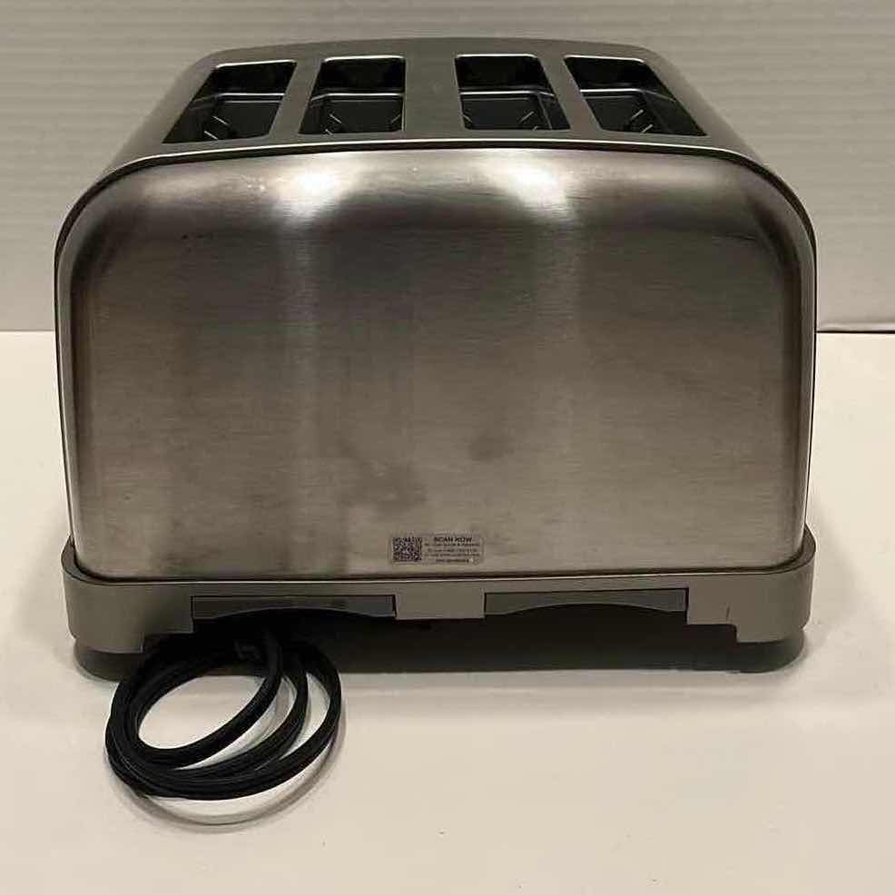 Photo 1 of CUISINART STAINLESS STEEL 4 SLICE BREAD BAGEL TOASTER MODEL CPT-180