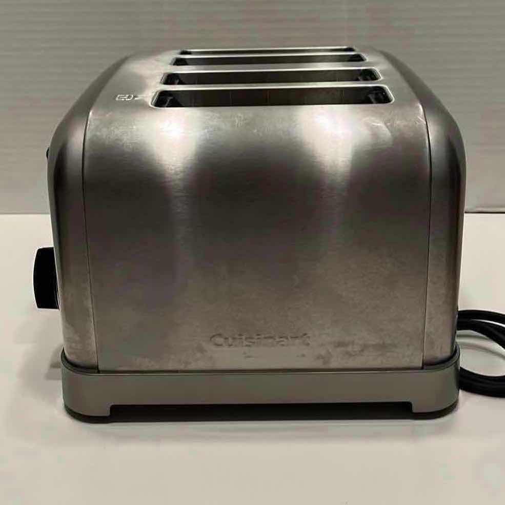 Photo 1 of CUISINART STAINLESS STEEL 4 SLICE BREAD BAGEL TOASTER MODEL CPT-180