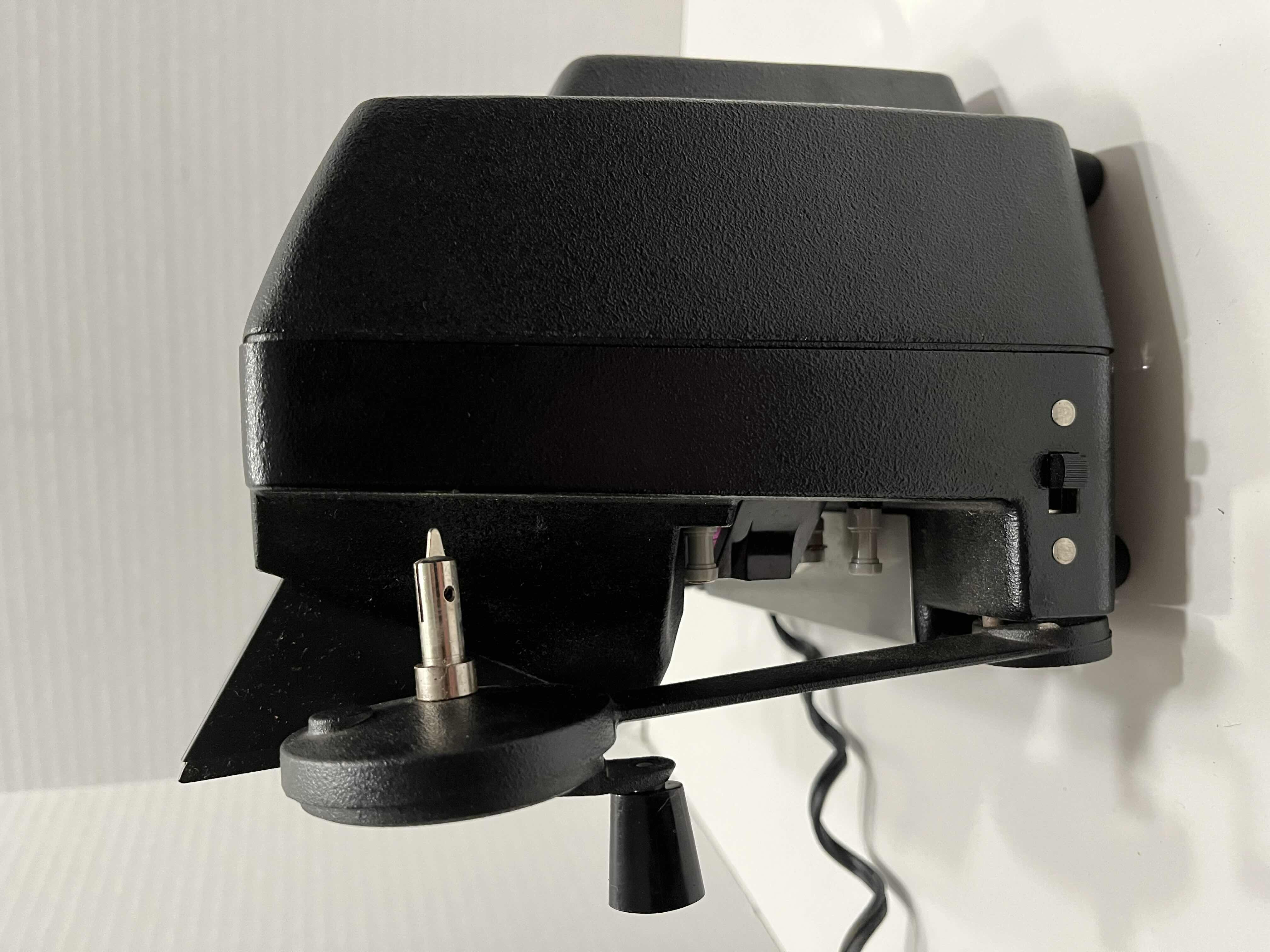 Photo 1 of VINTAGE ARGUS 8MM MOVIE FILM EDITOR MODEL 7671