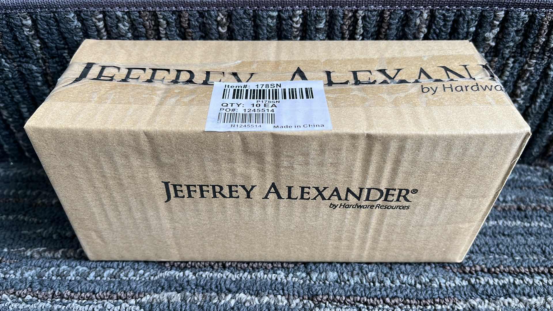 Photo 1 of JEFFREY ALEXANDER SATIN NICKEL KEY WEST CABINET BAR HANDLE 178SN 1CASE/10PCS (READ NOTES)