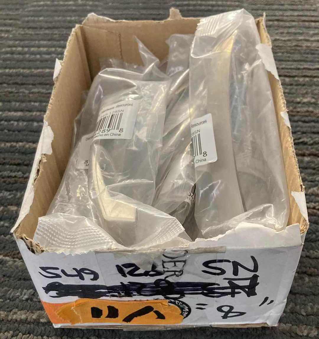 Photo 1 of JEFFREY ALEXANDER HARDWARE SATIN NICKEL MERRICK PULL CABINET HANDLE 549-128SN 1BOX/8PCS (READ NOTES)