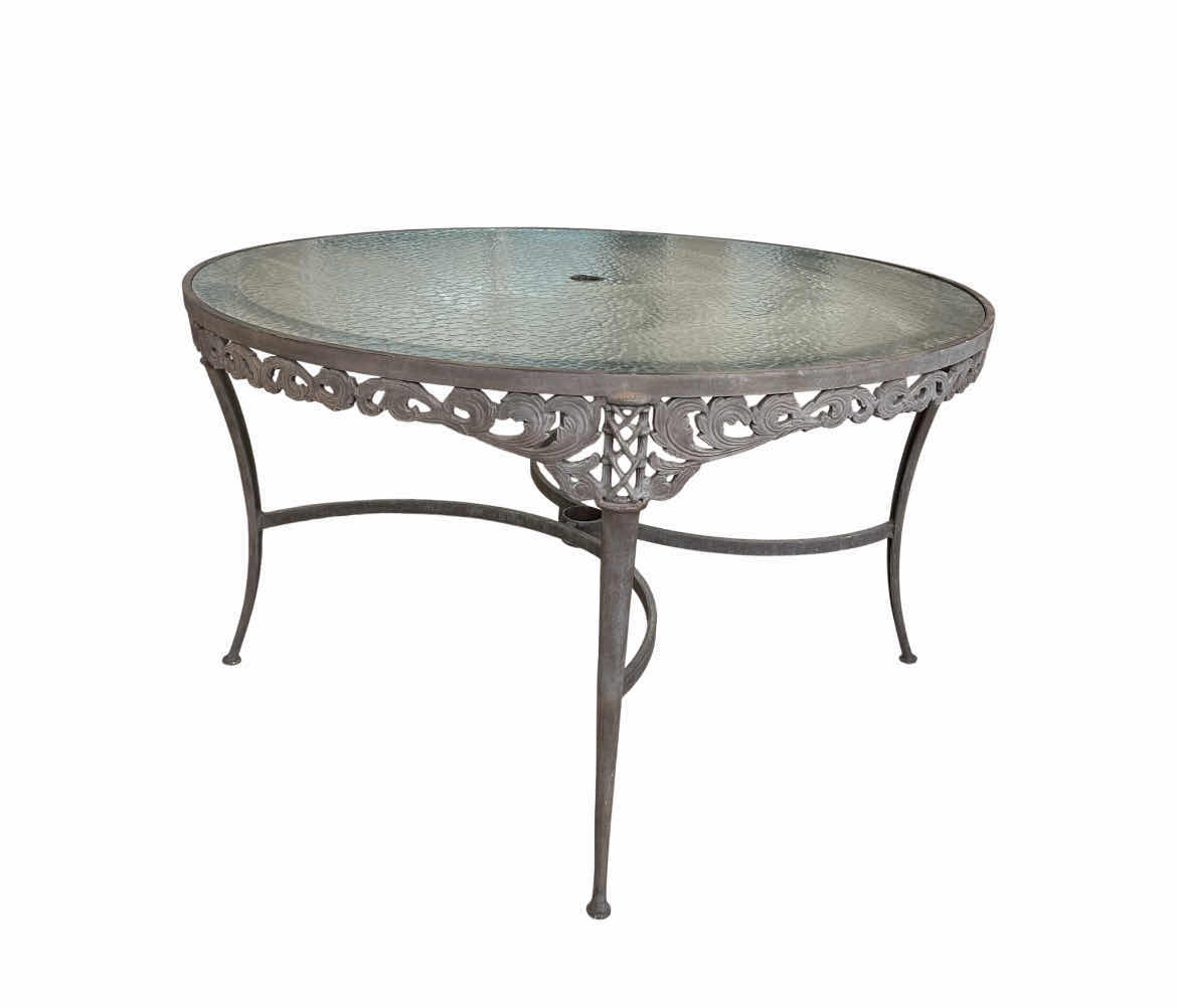 Photo 1 of MID-CENTURY ORNATE DESIGN WROUGHT IRON PATIO TABLE & 3 CHAIRS (READ NOTES)