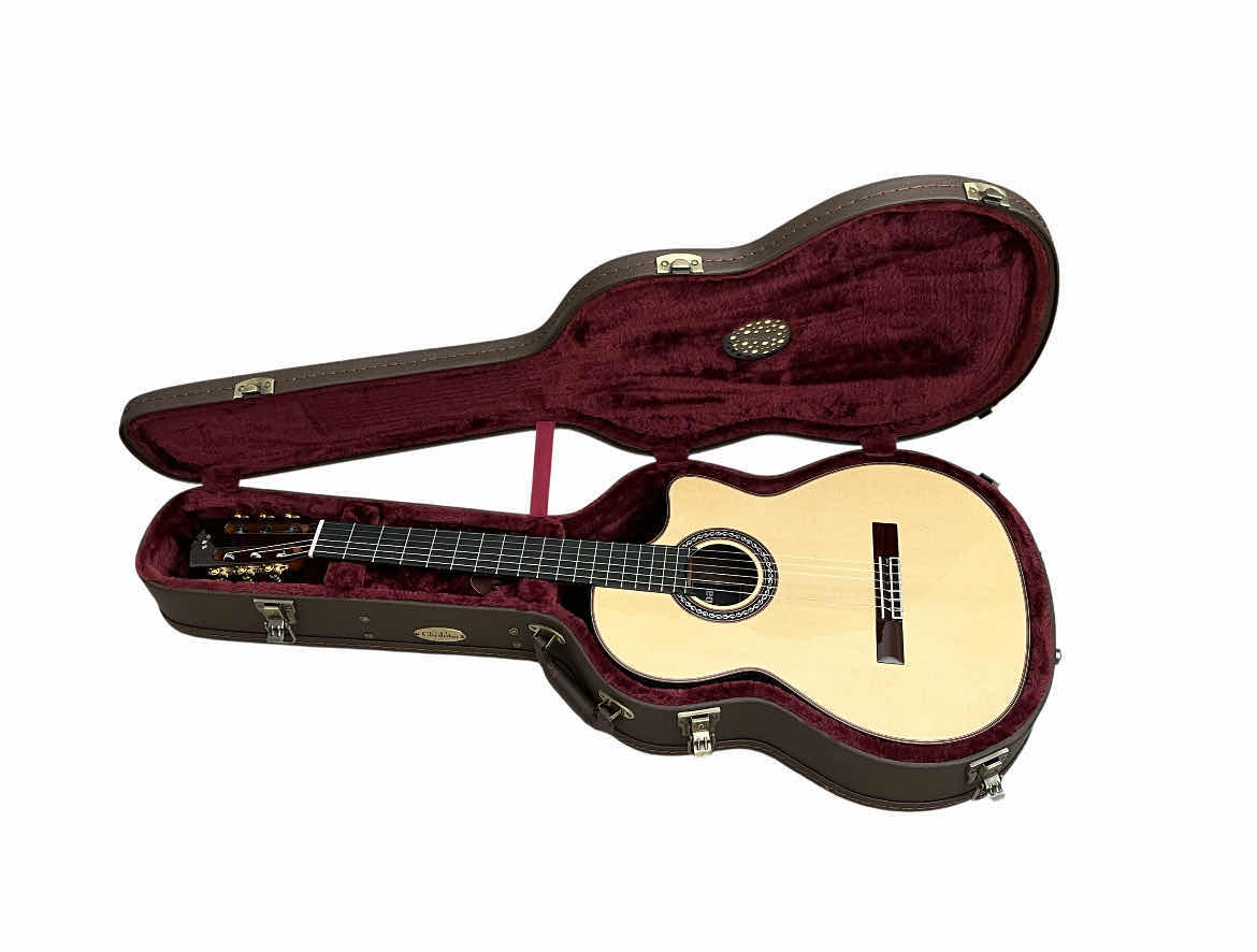 Photo 1 of CORDOBA LUTHIER SERIES ACOUSTIC/ELECTRIC GUITAR GK PRO NEGRA & CORDOBA HUMICASE BROWN HARD CASE