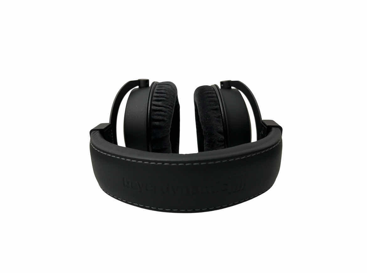 Photo 1 of BEYOND DYNAMIC MKII CORDED HEADPHONES DT1990PRO W BEYOND DYNAMIC HARD CASE