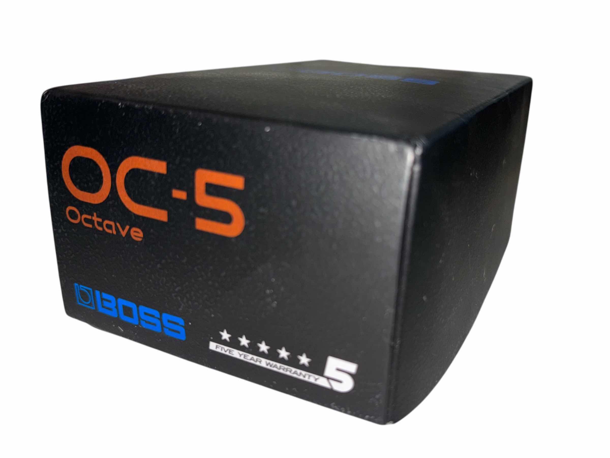 Photo 1 of ROLAND BOSS POLYPHONIC GUITAR/BASS OCTAVE PEDAL OC-5