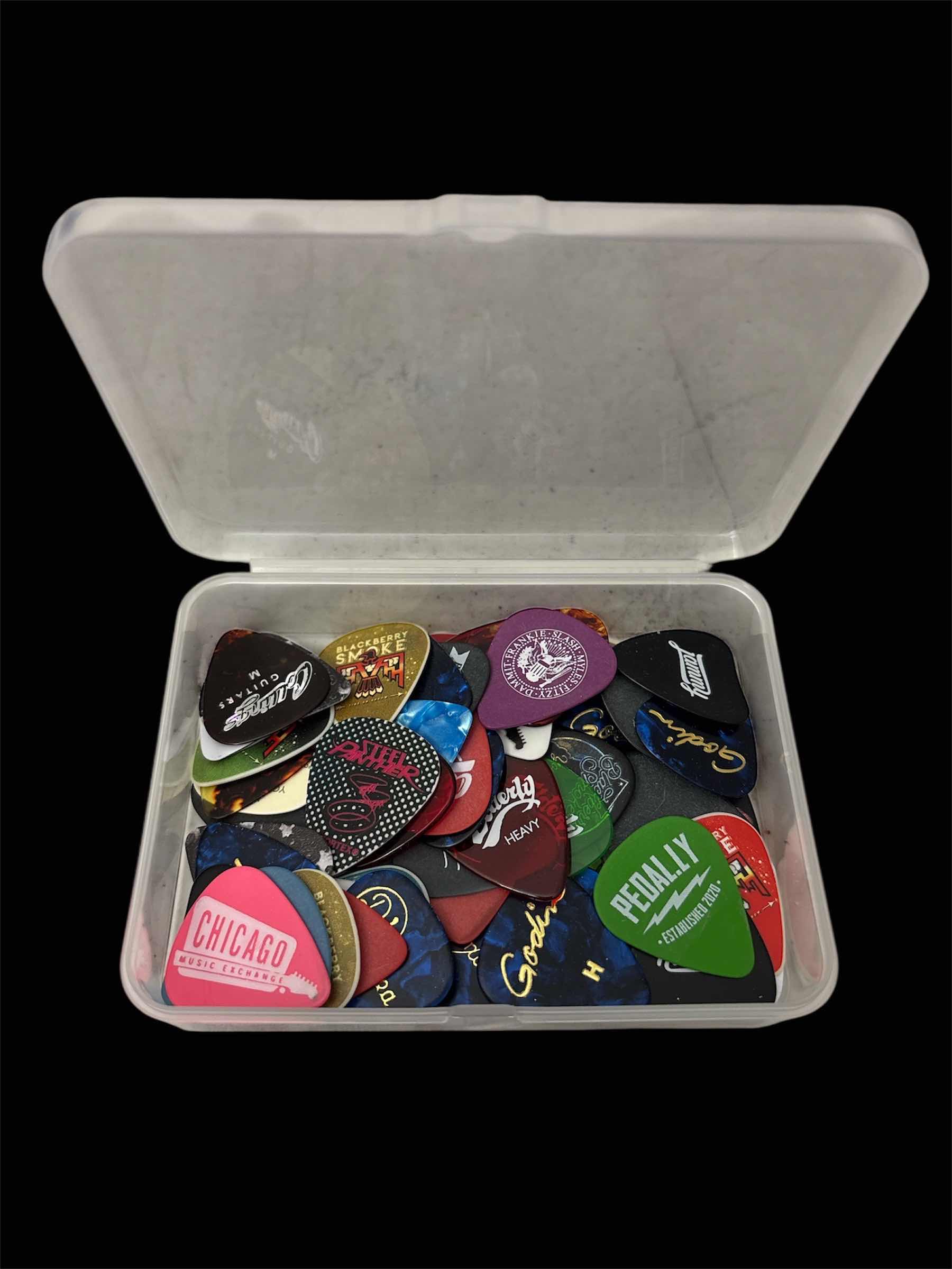 Photo 1 of VARIOUS GUITAR PICKS IN CONTAINER, QTY: 65