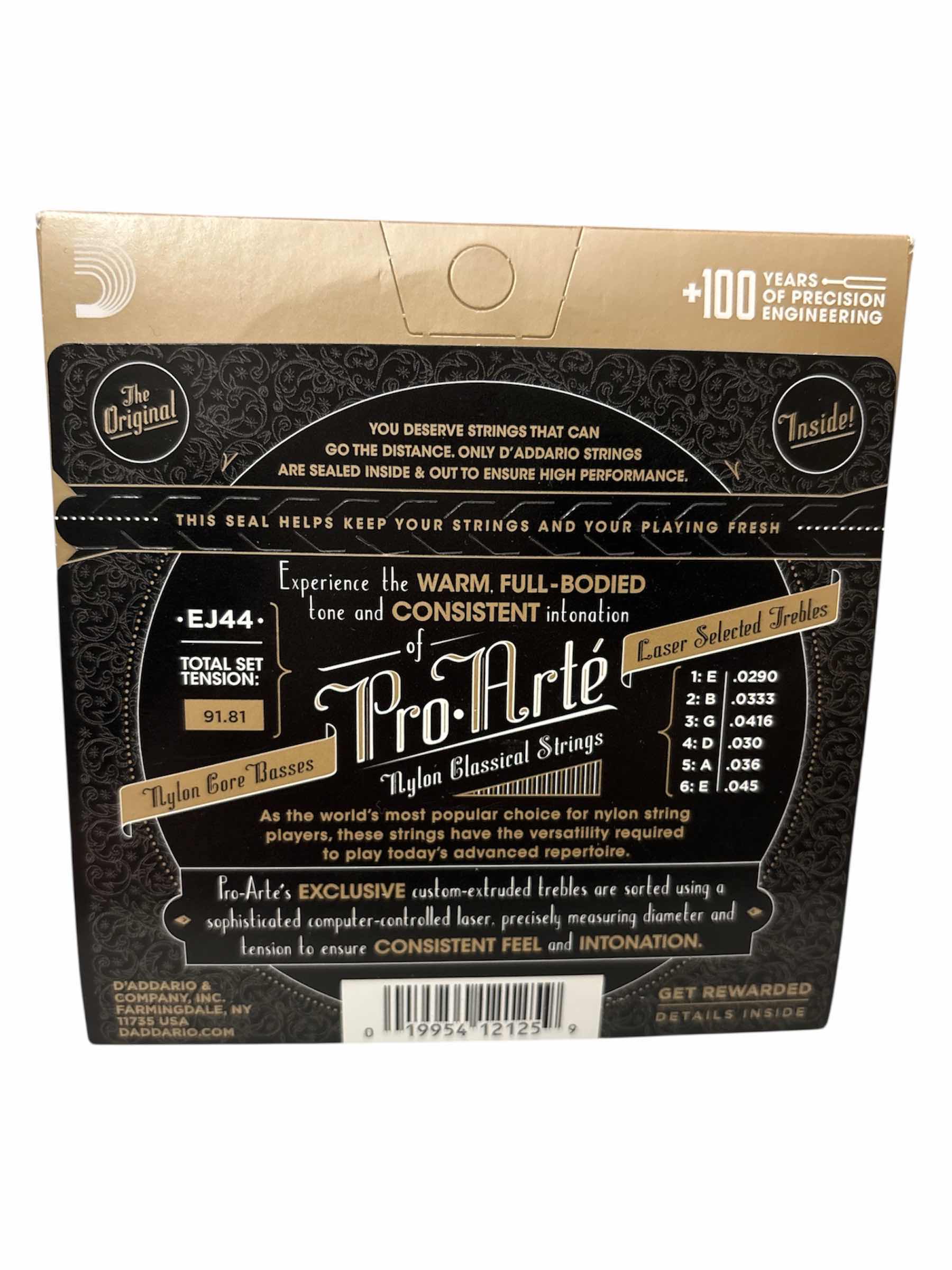 Photo 1 of D’ADDARIO PRO-ARTE SILVER PLATED CLASSICAL GUITAR STRINGS, EXTRA HARD TENSION EJ44