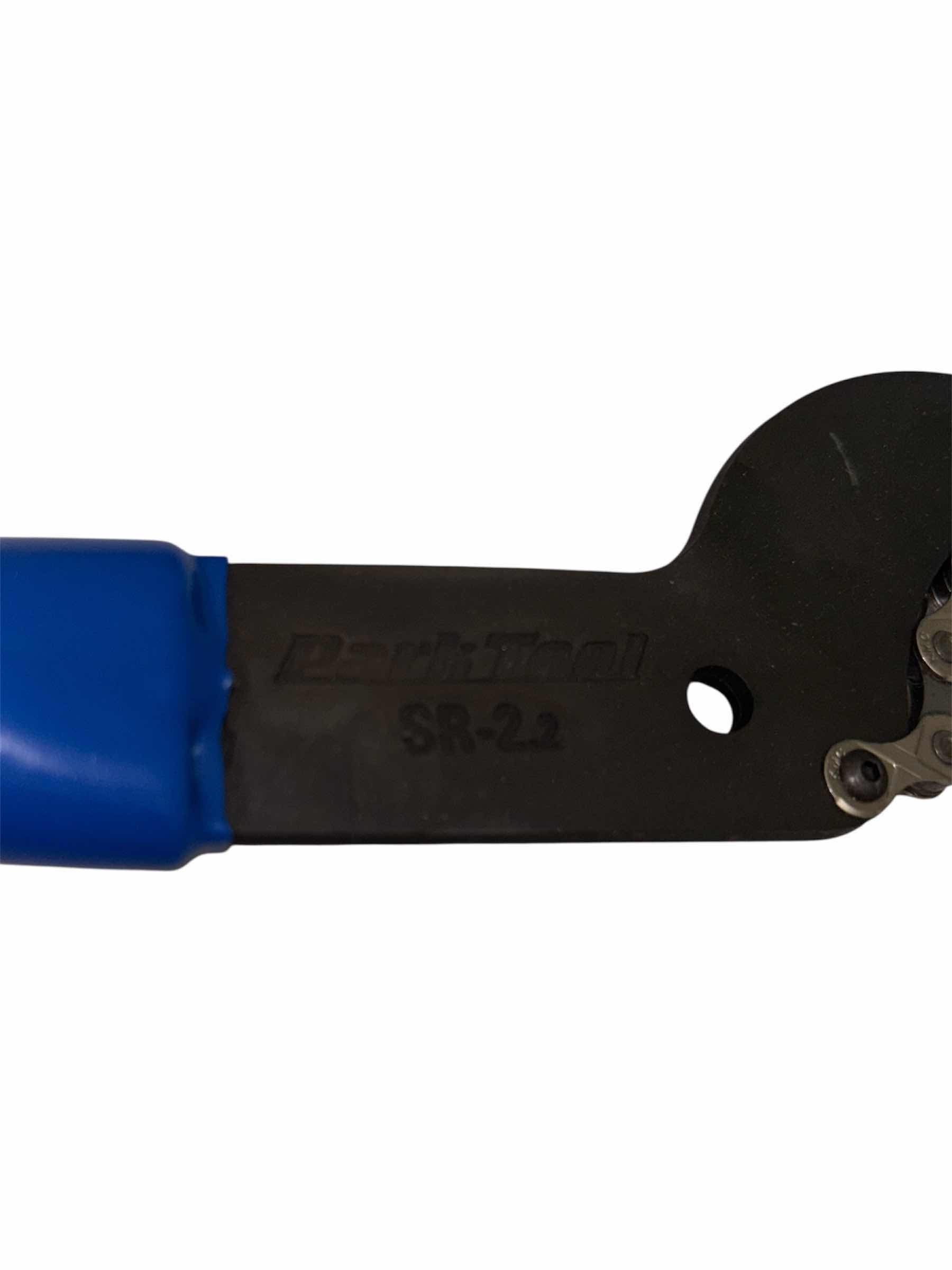 Photo 1 of PARK TOOL SPROCKET REMOVER/CHAIN WHIP SR-2.2