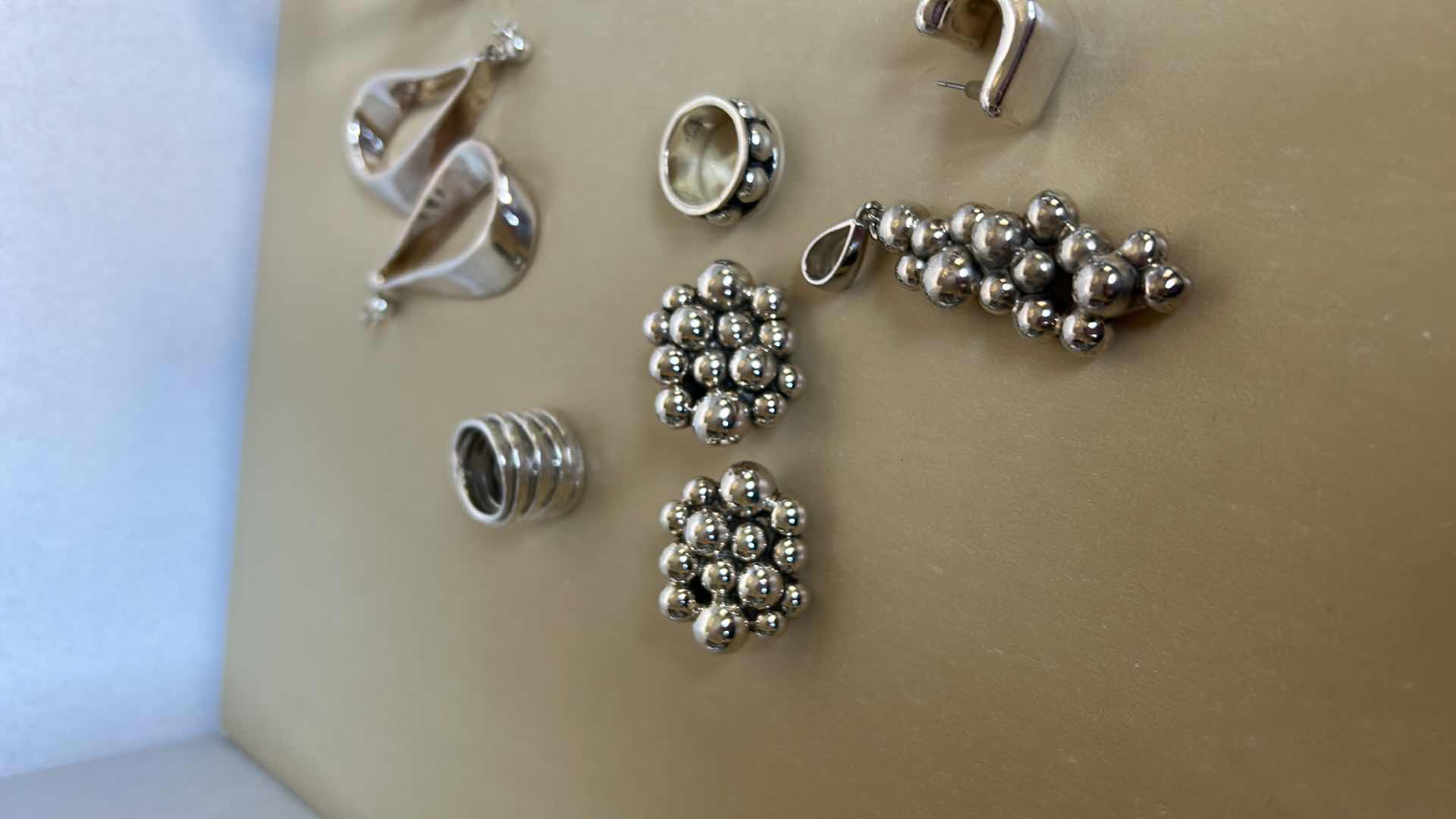 Photo 1 of FASHION JEWELRY ASSORTMENT RING 5,6