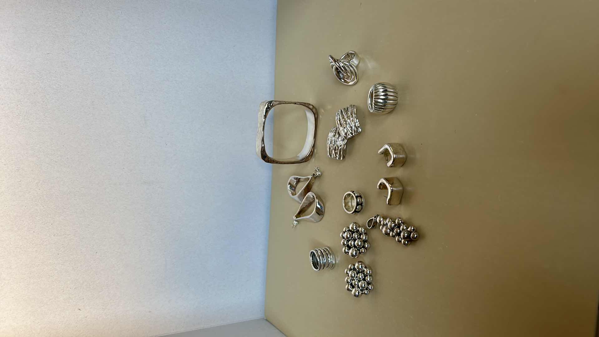 Photo 1 of FASHION JEWELRY ASSORTMENT RING 5,6